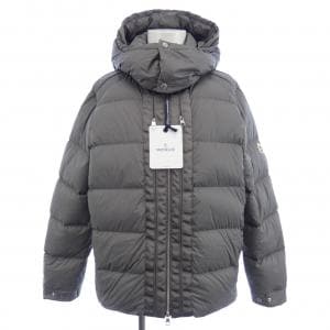 モンクレール MONCLER ダウンジャケット