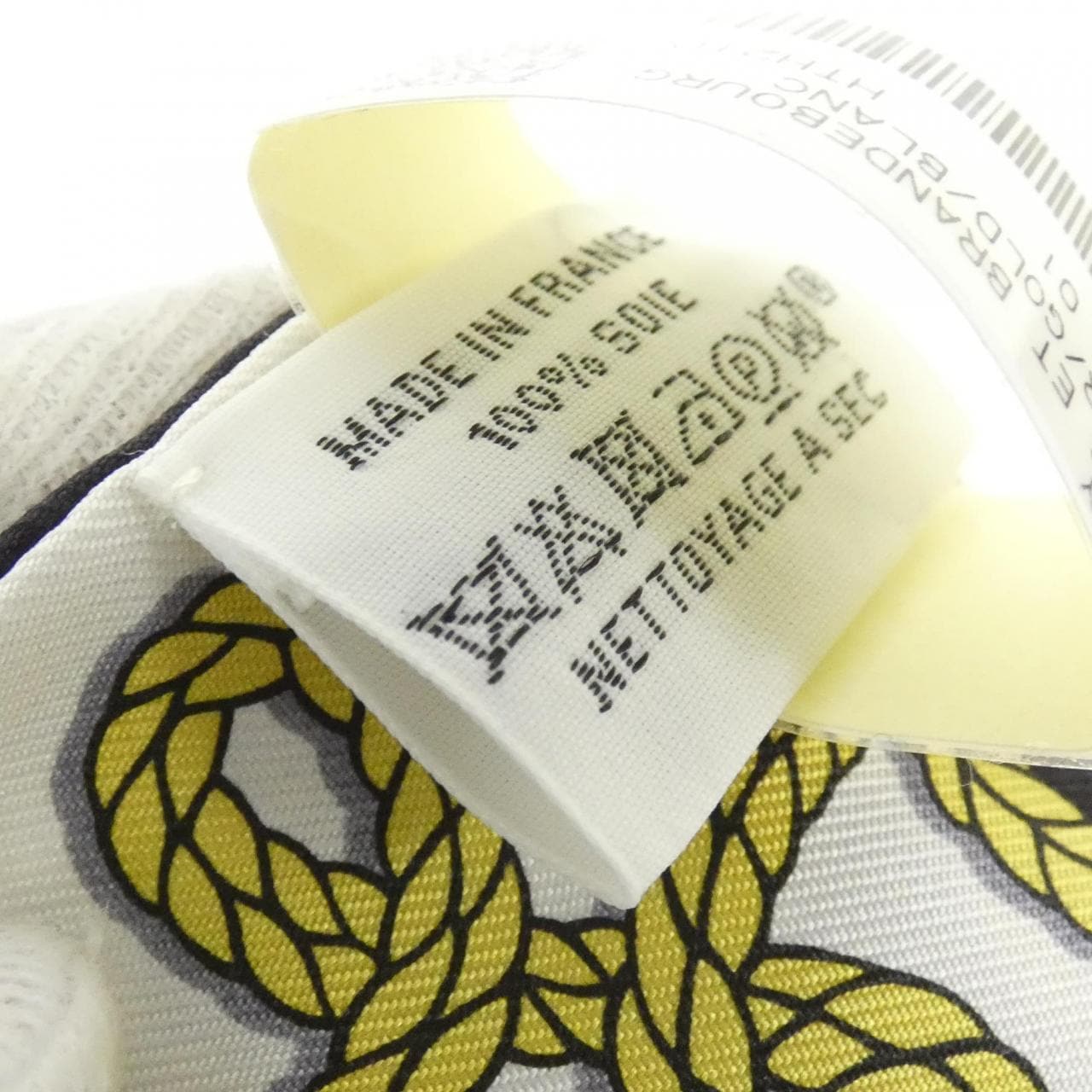 【未使用品】エルメス GALONS ET BRANDEBOURG ツイリー 063698S スカーフ