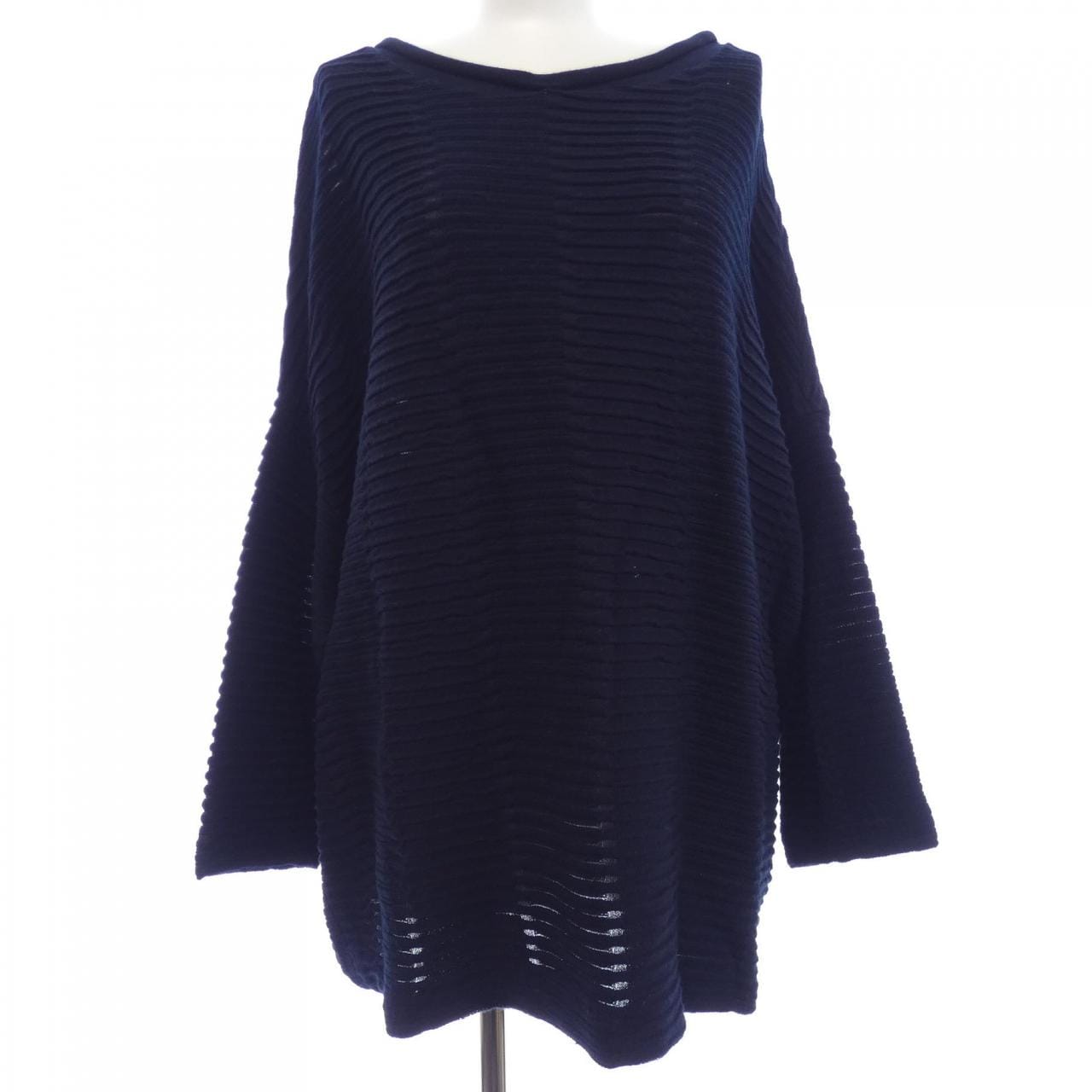エンポリオアルマーニ EMPORIO ARMANI トップス