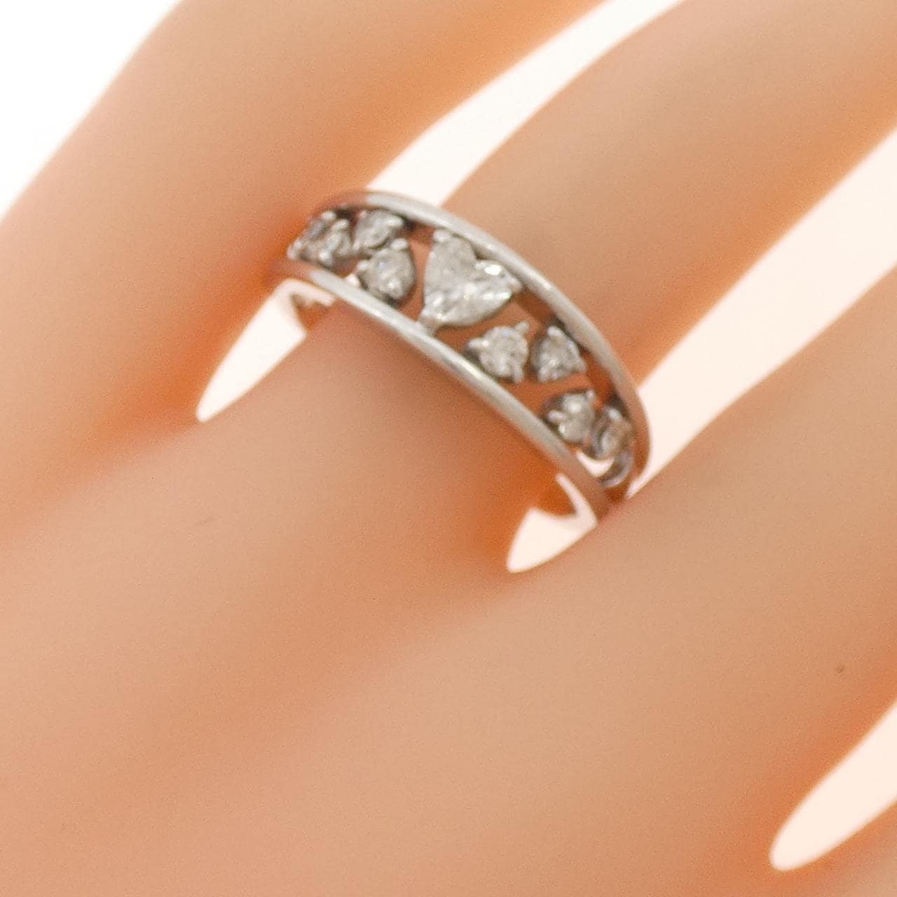 K18WG ハート ダイヤモンド リング 0.21CT