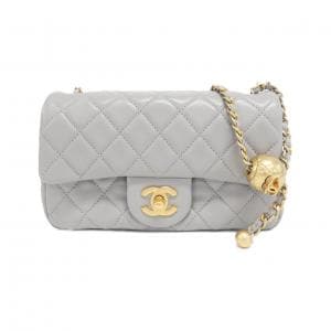 CHANEL shoulder bag