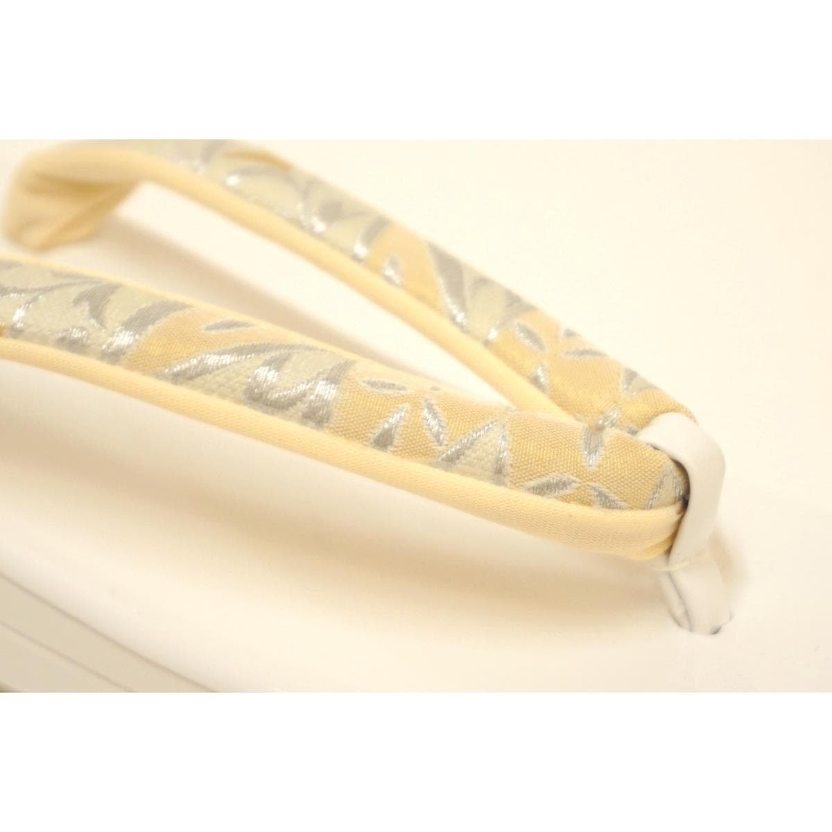 [新品] 凉鞋和包包套装