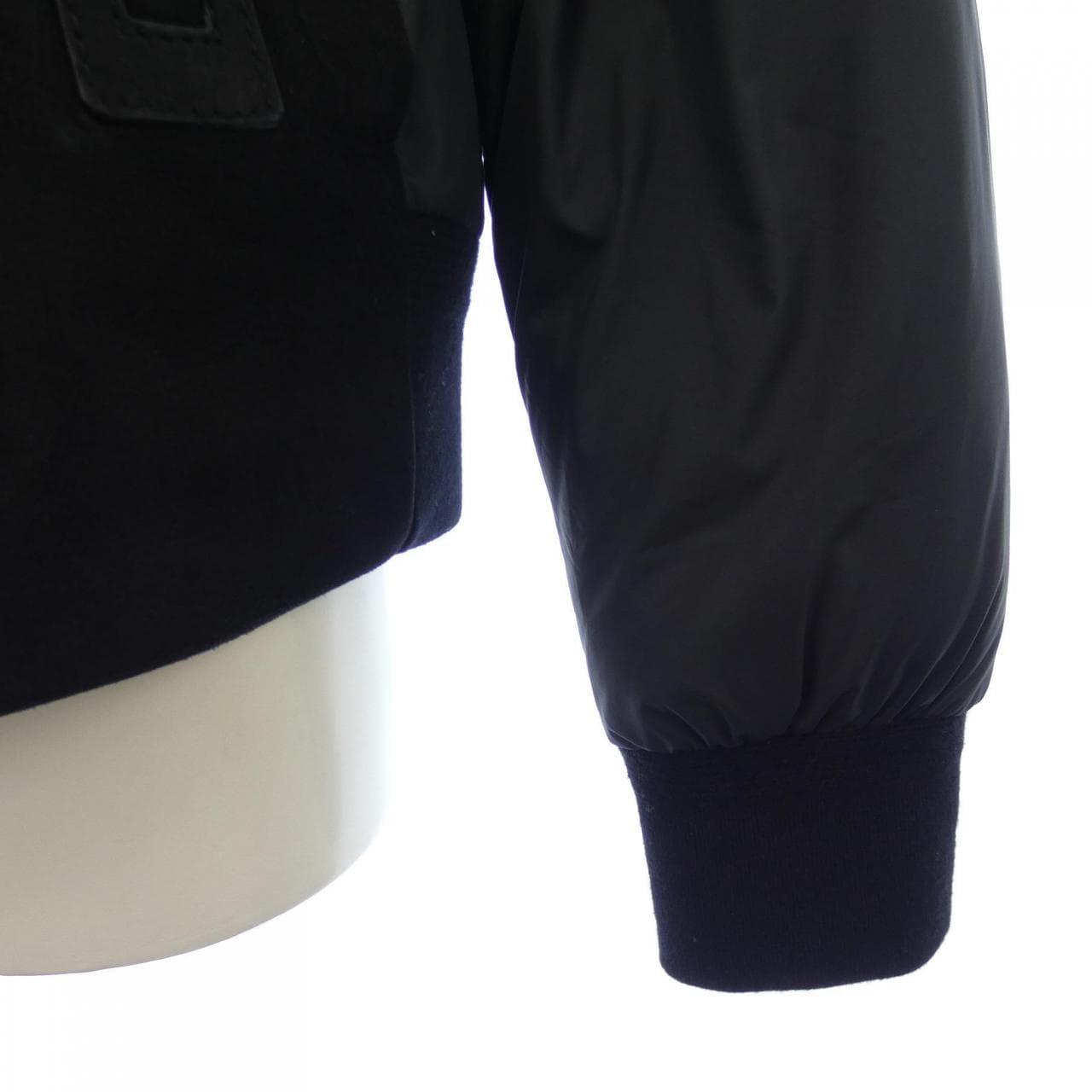 モンクレール MONCLER LOUNTERE ダウンジャケット