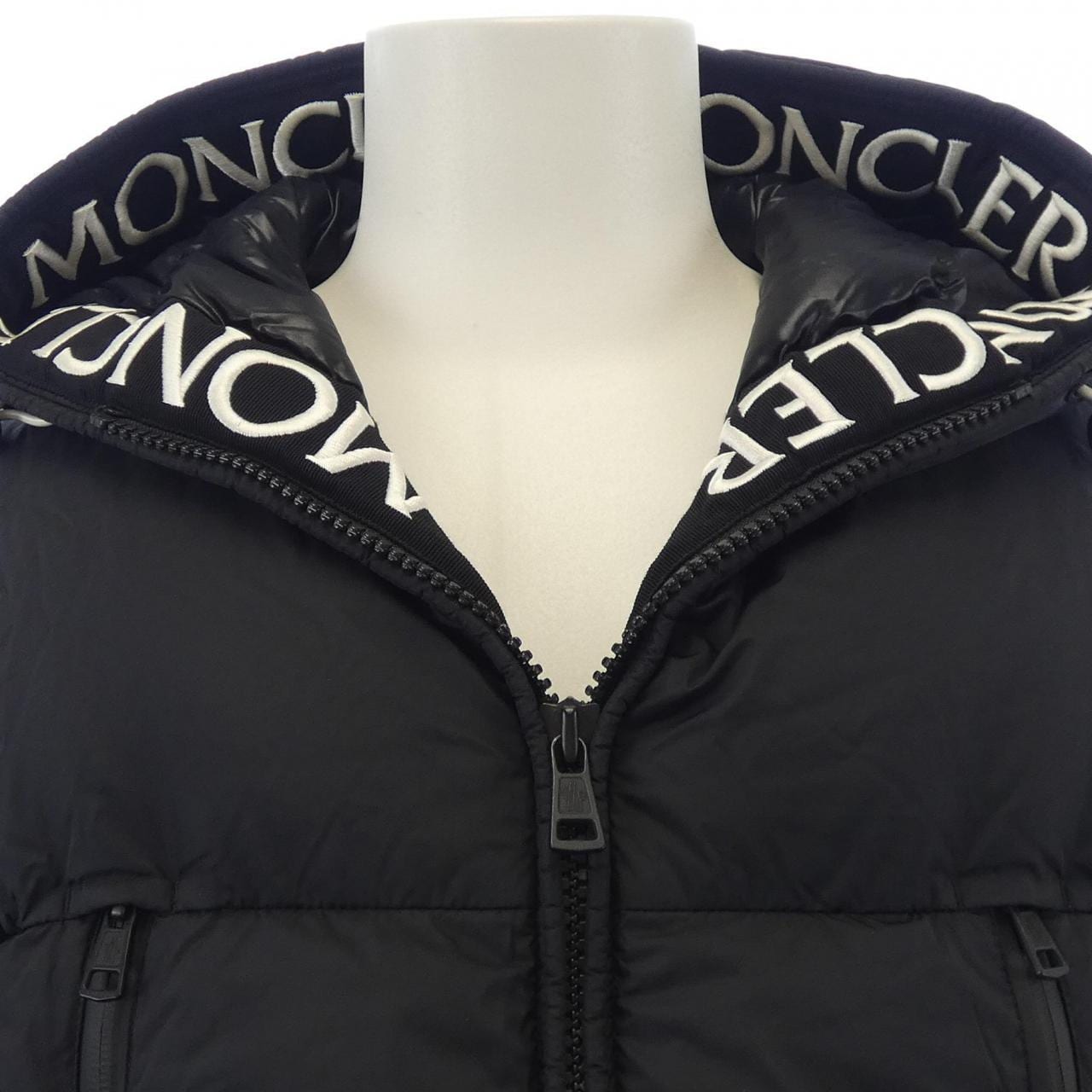 モンクレール MONCLER MONTCLA ダウンジャケット