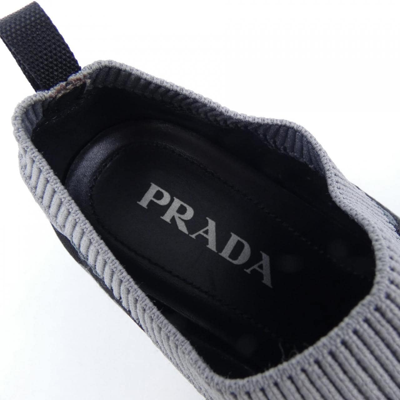 プラダ PRADA スニーカー