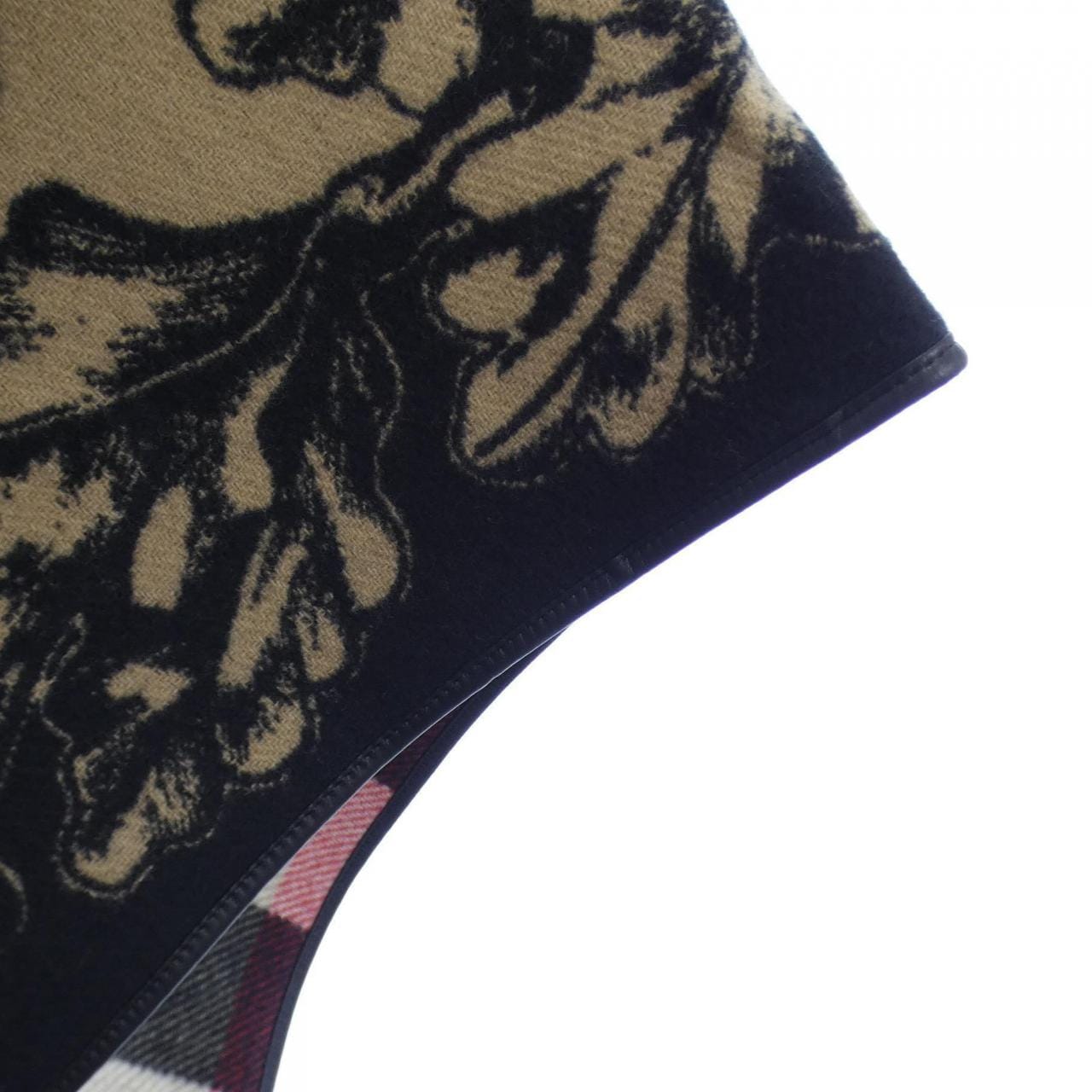 バーバリー BURBERRY ケープ