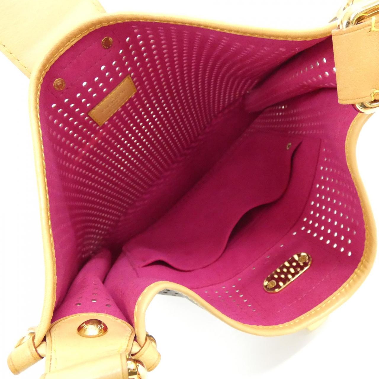 ルイヴィトン モノグラム ペルフォ ミュゼット M95172 ショルダーバッグ