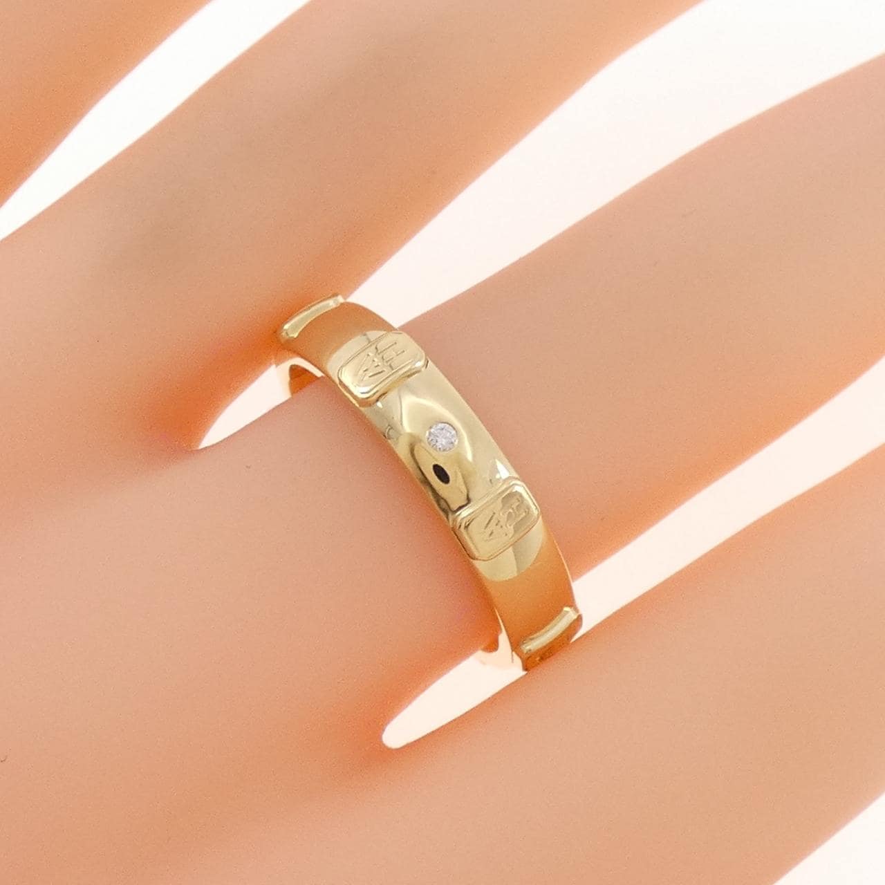 ハリーウィンストン HWロゴ リング