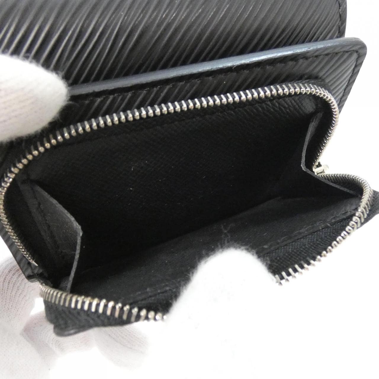 ルイヴィトン エピ ポルトフォイユ ツイスト コンパクト XS M63322 財布