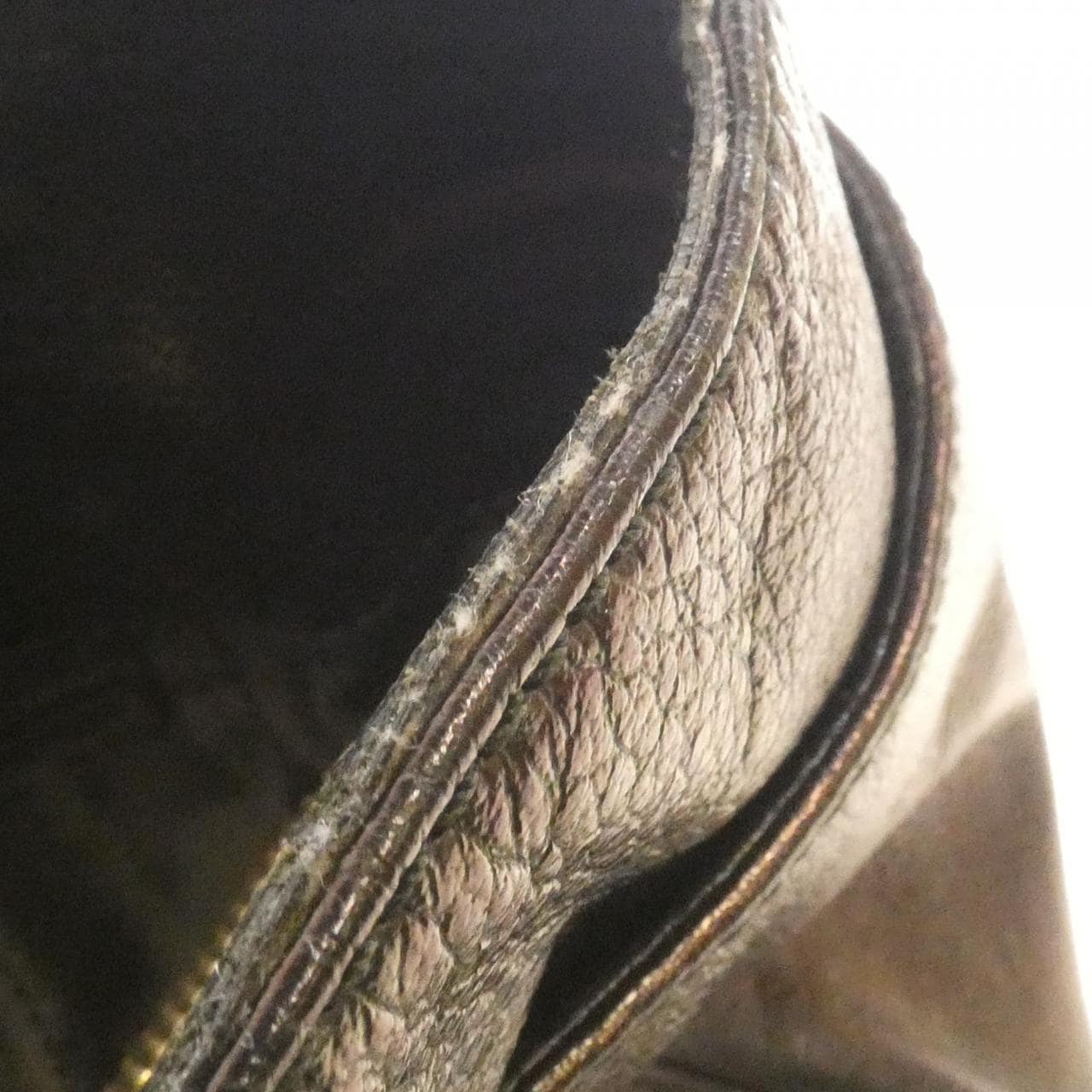 サルヴァトーレフェラガモ ベトゥッラ 21 B974 バッグ