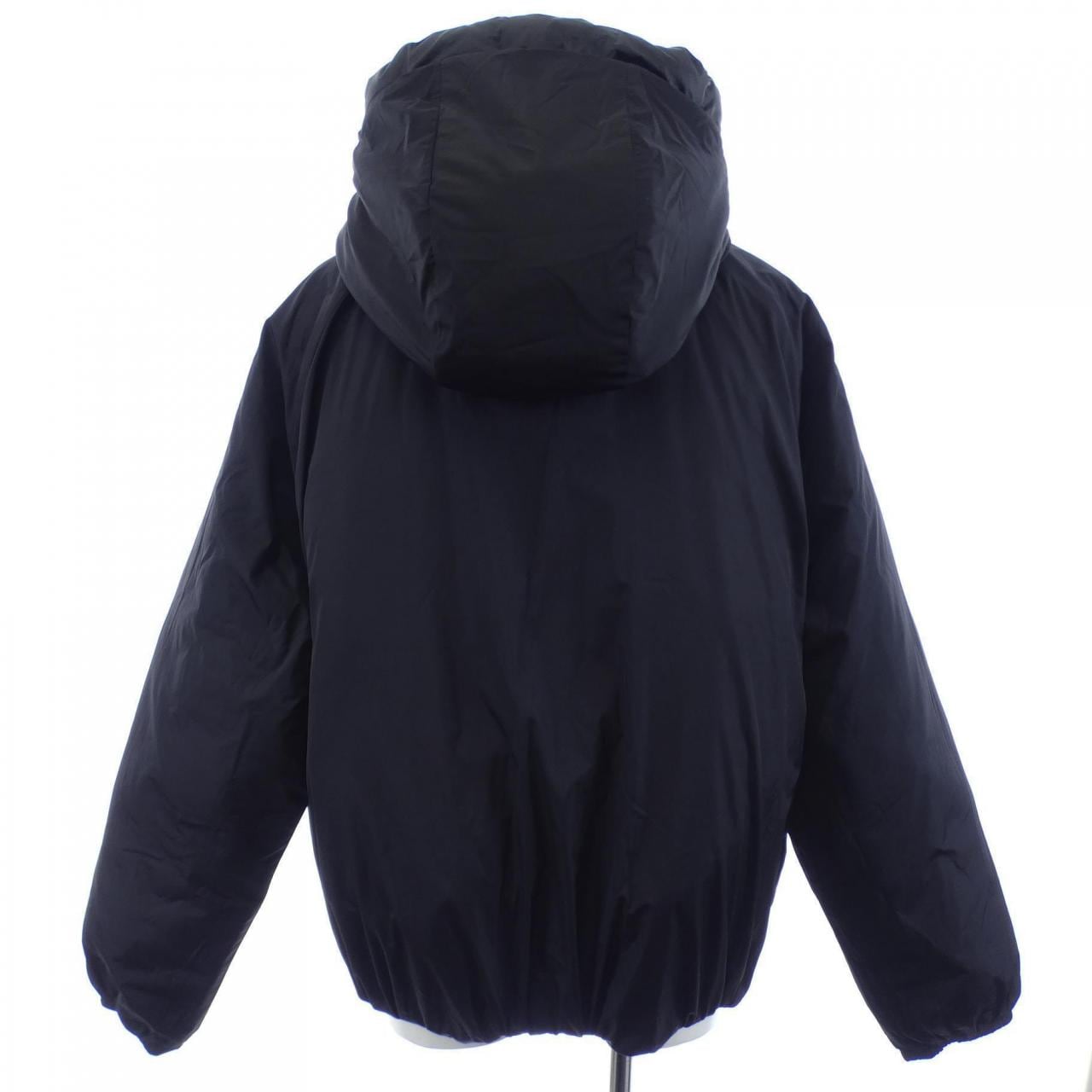 ルイヴィトン LOUIS VUITTON リバーシブルモノグラムパファージャケット HIB47WRSB ブルゾン