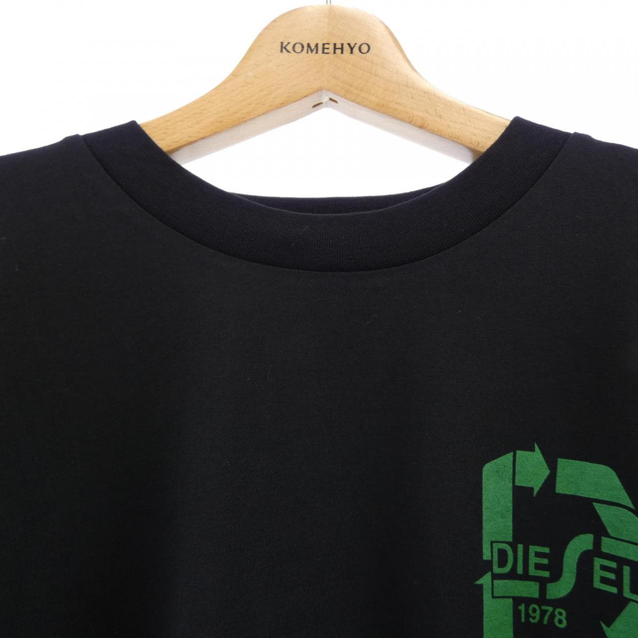ディーゼル DIESEL Tシャツ