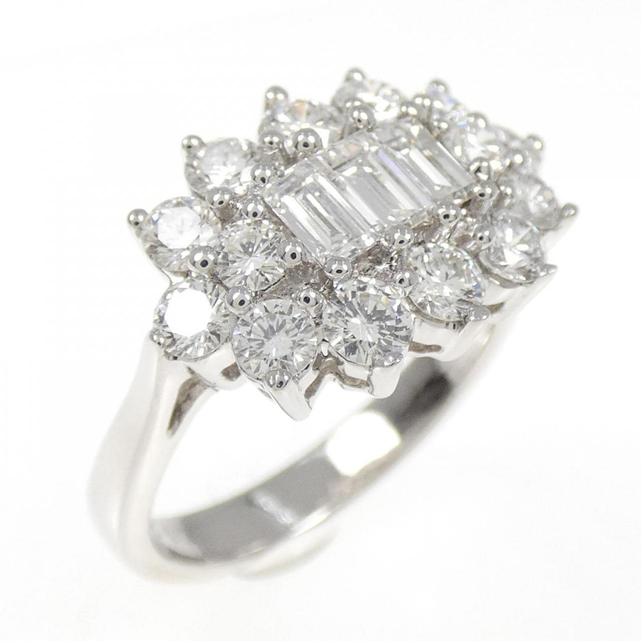 750WG ダイヤモンド リング 1.24CT