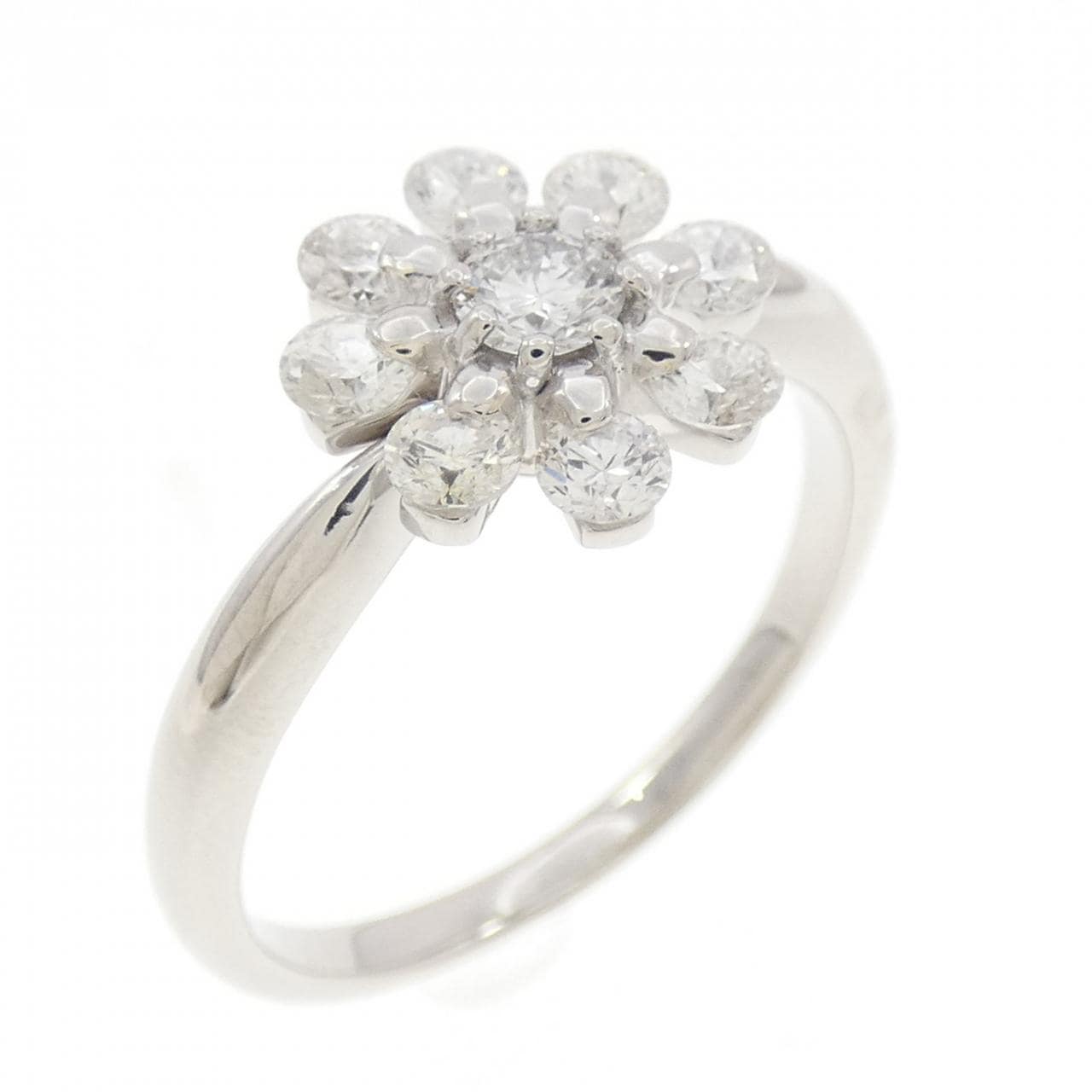 PT900花朵钻石戒指0.73克拉