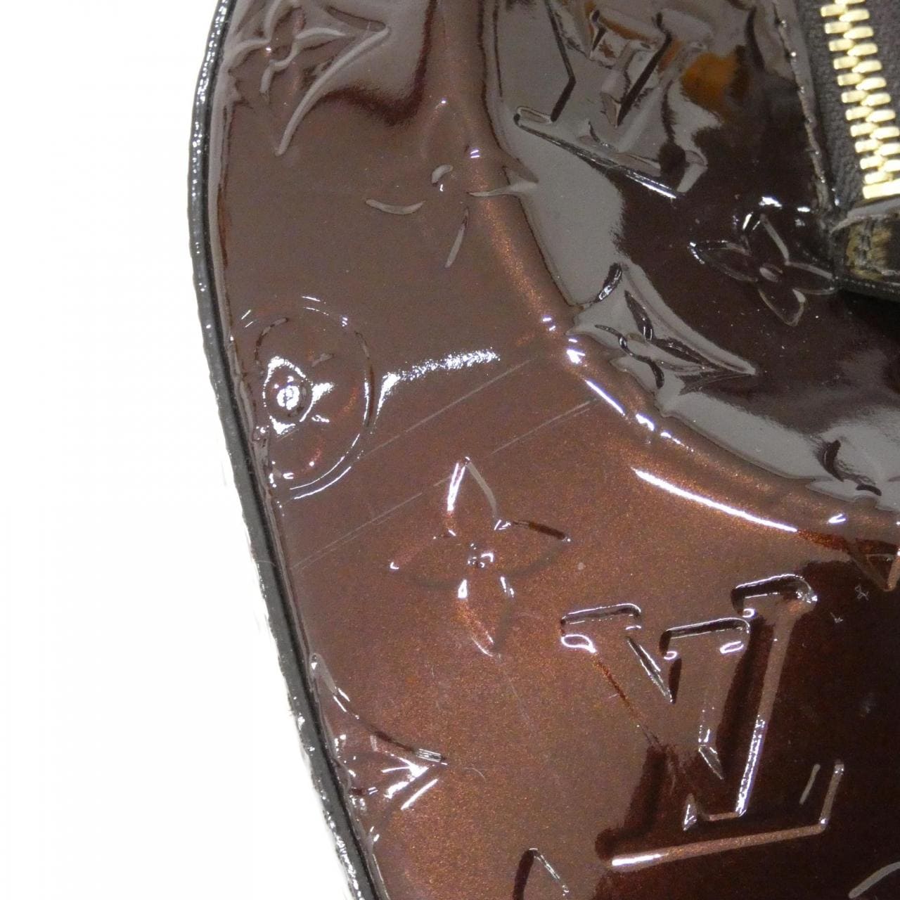 LOUIS VUITTON Vernis Montana M90057 Bag