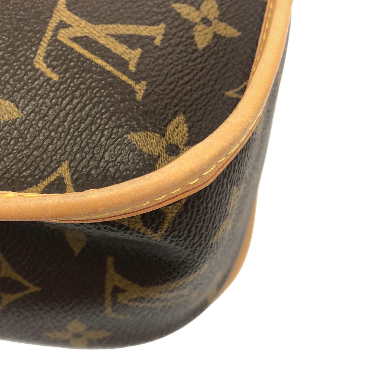 ルイヴィトン モノグラム メッセンジャー PM M40106 ショルダーバッグ