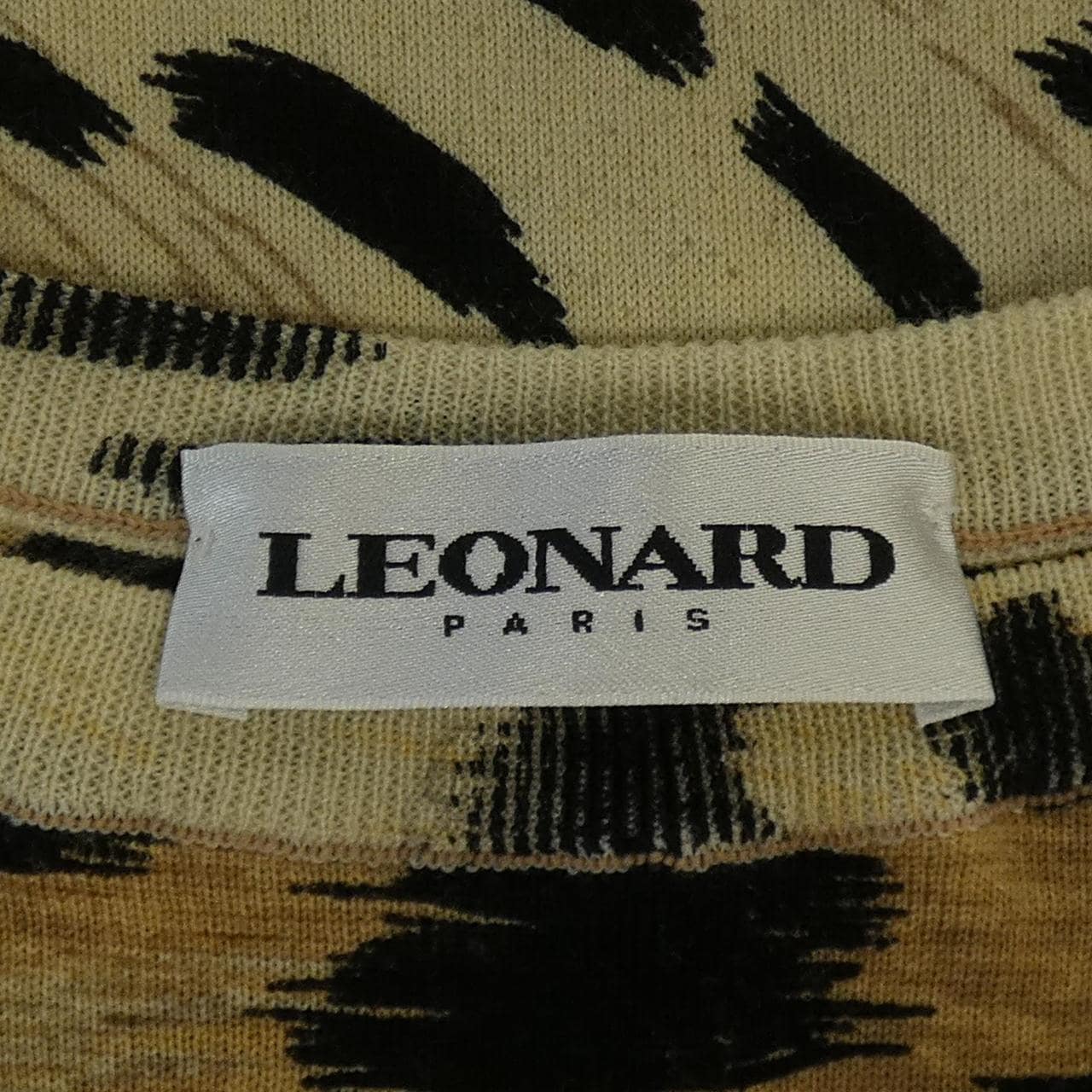 レオナール LEONARD Tシャツ