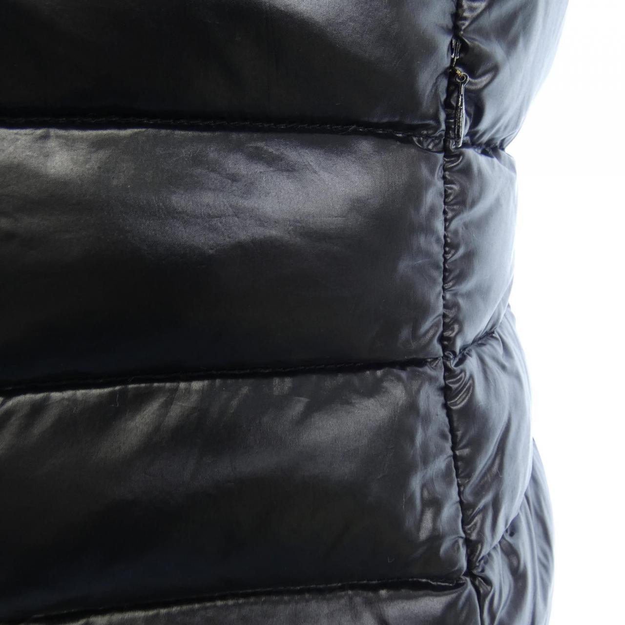 MONCLER MONCLER 48328/50 GHANY 羽绒背心