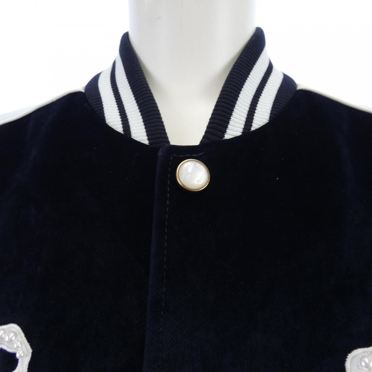 ルイヴィトン LOUIS VUITTON HSA11EJEE ブルゾン