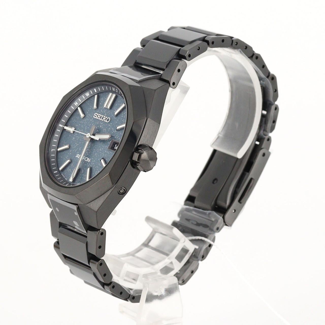 【新品】セイコー アストロン 電波時計 7B72-OANO/SBXY107 TI ソーラークォーツ