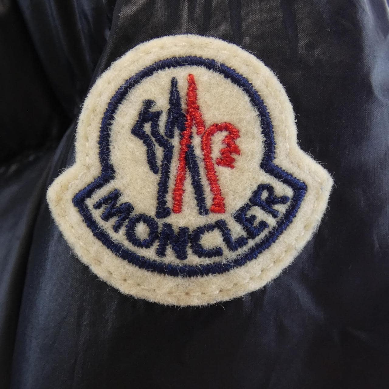 モンクレール MONCLER CAMBALES ダウンコート
