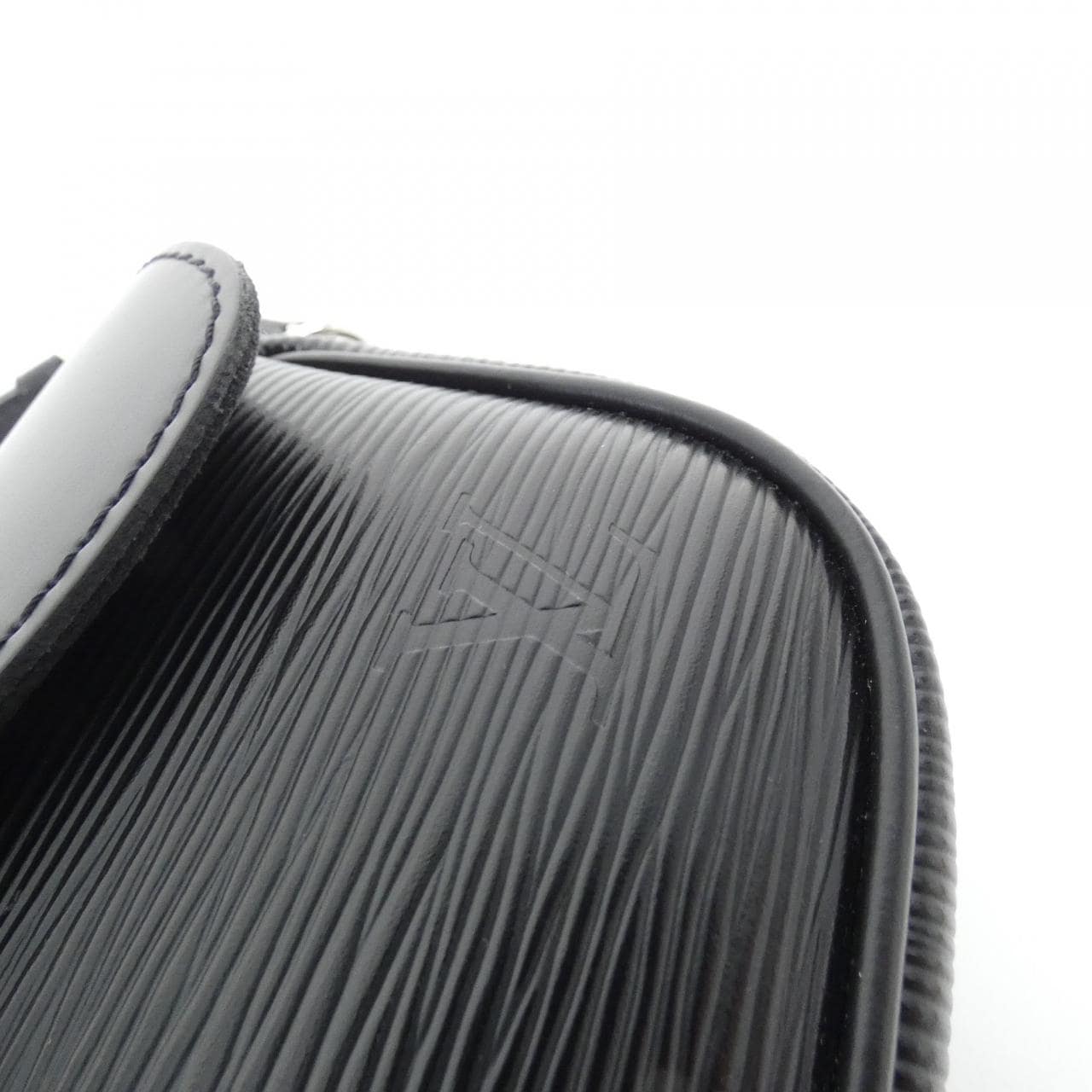 ルイヴィトン エピ ポシェット モンテーニュ M59292 ショルダーバッグ