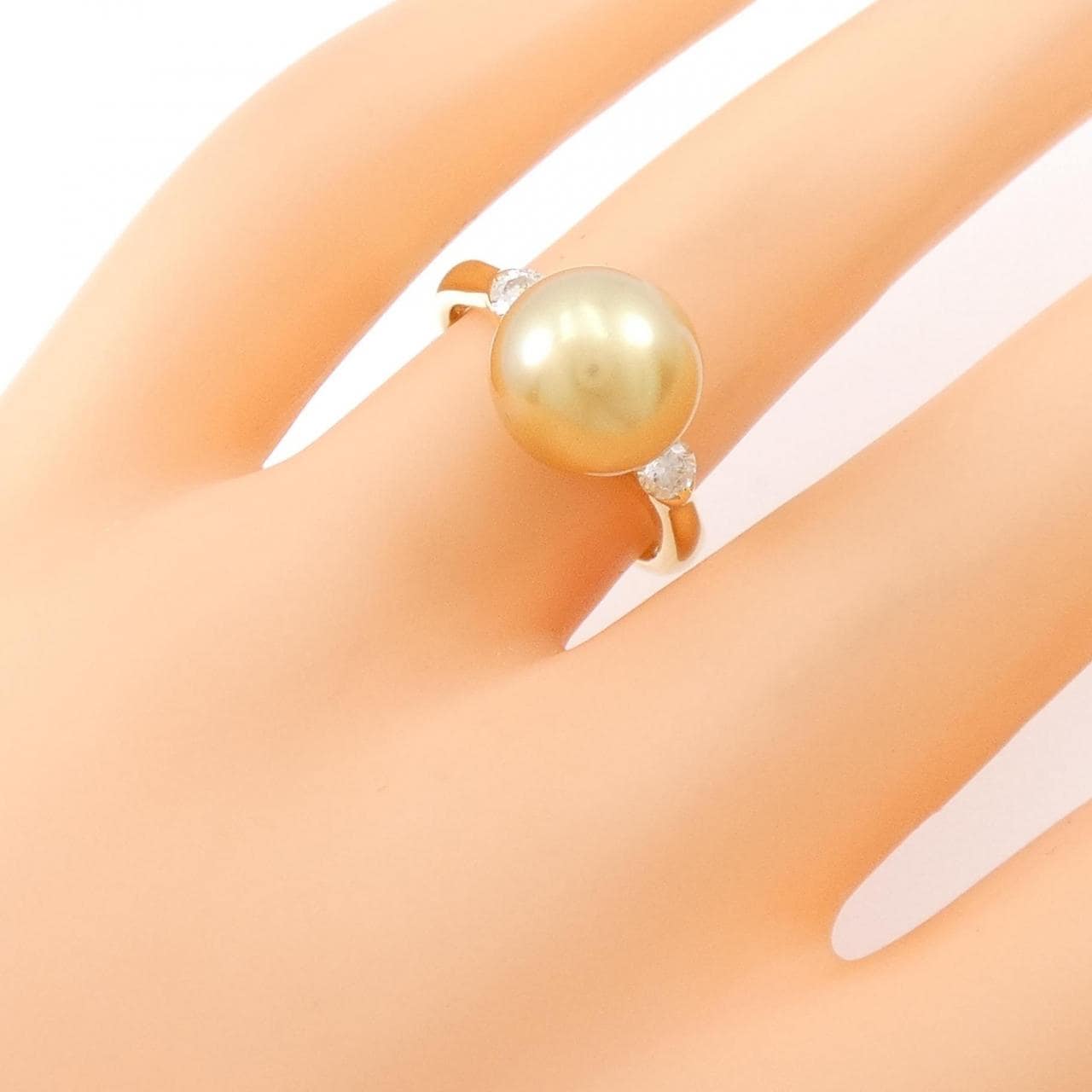 K18YG White Butterfly Pearl ring 10mm