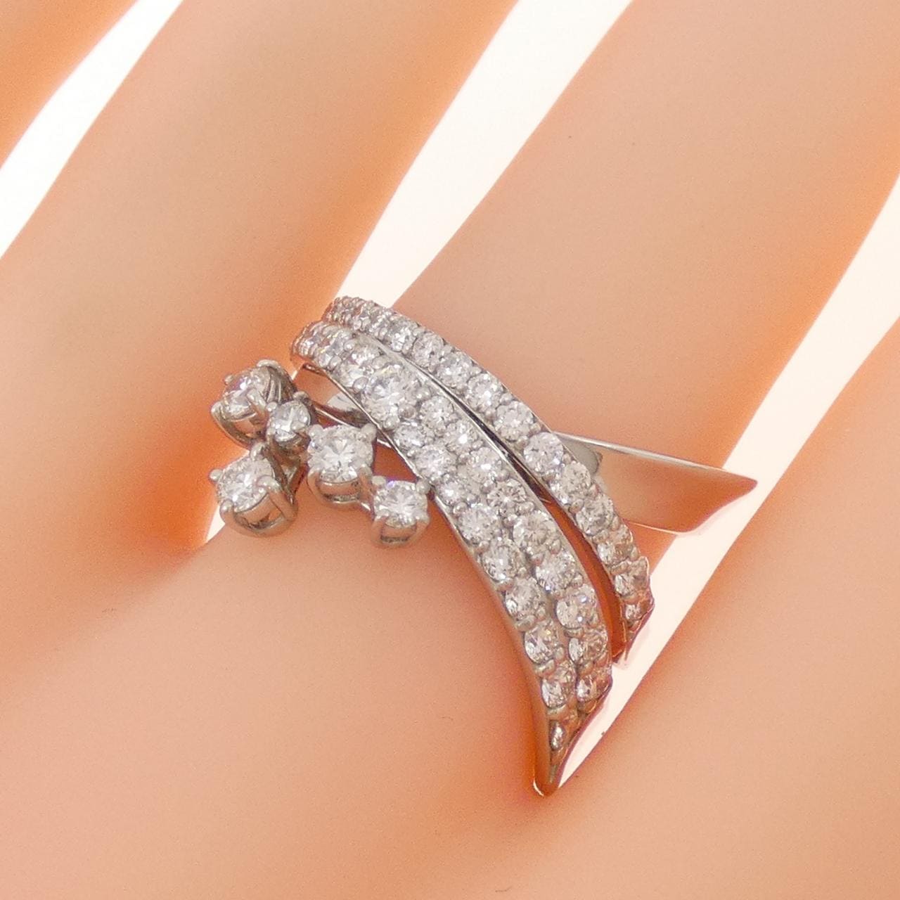 PT900 Diamond ring 1.25CT