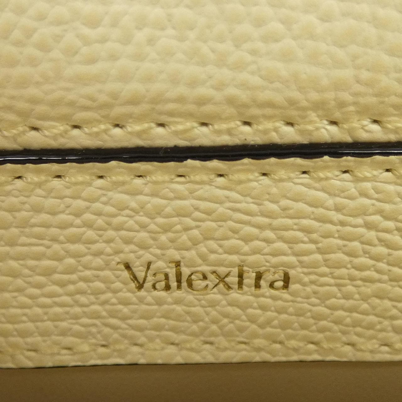 ヴァレクストラ VALEXTRA スリムB トラッコリーナ WBBR0061028LOC99 BAG
