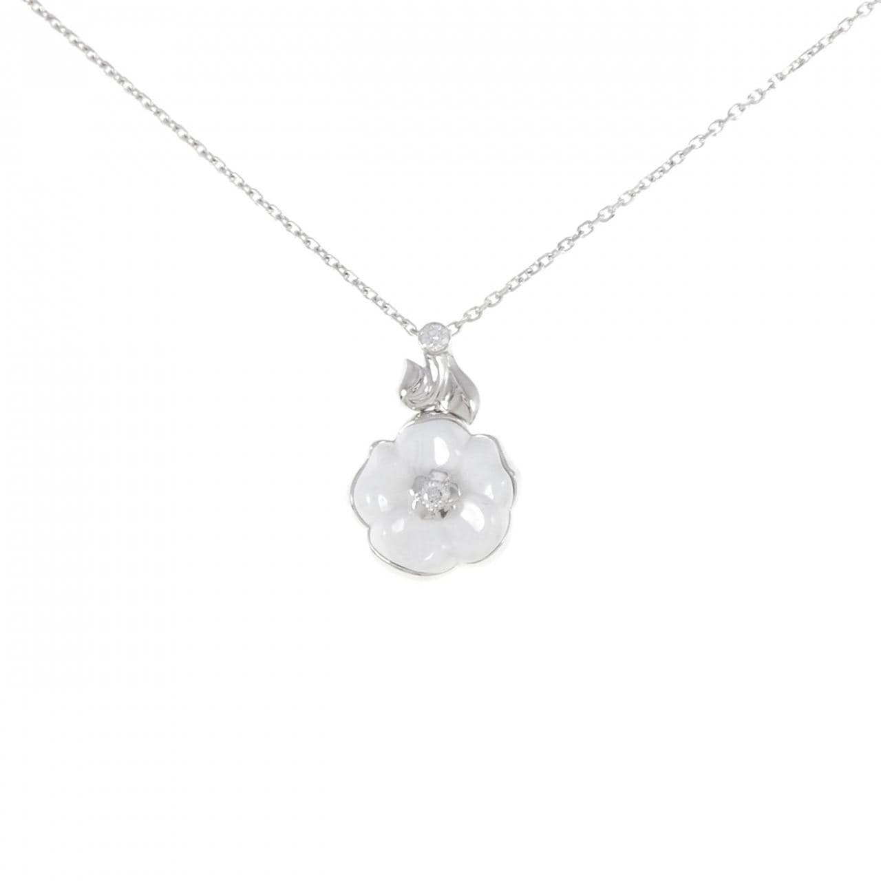 CHANEL camellia necklace