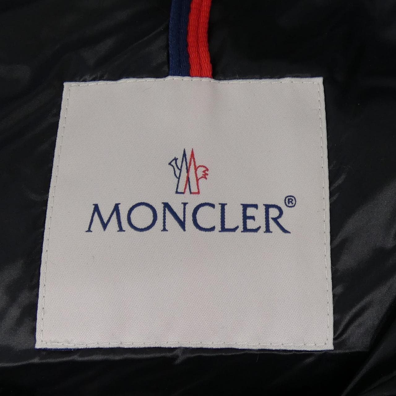 モンクレール MONCLER SERITTE ダウンジャケット