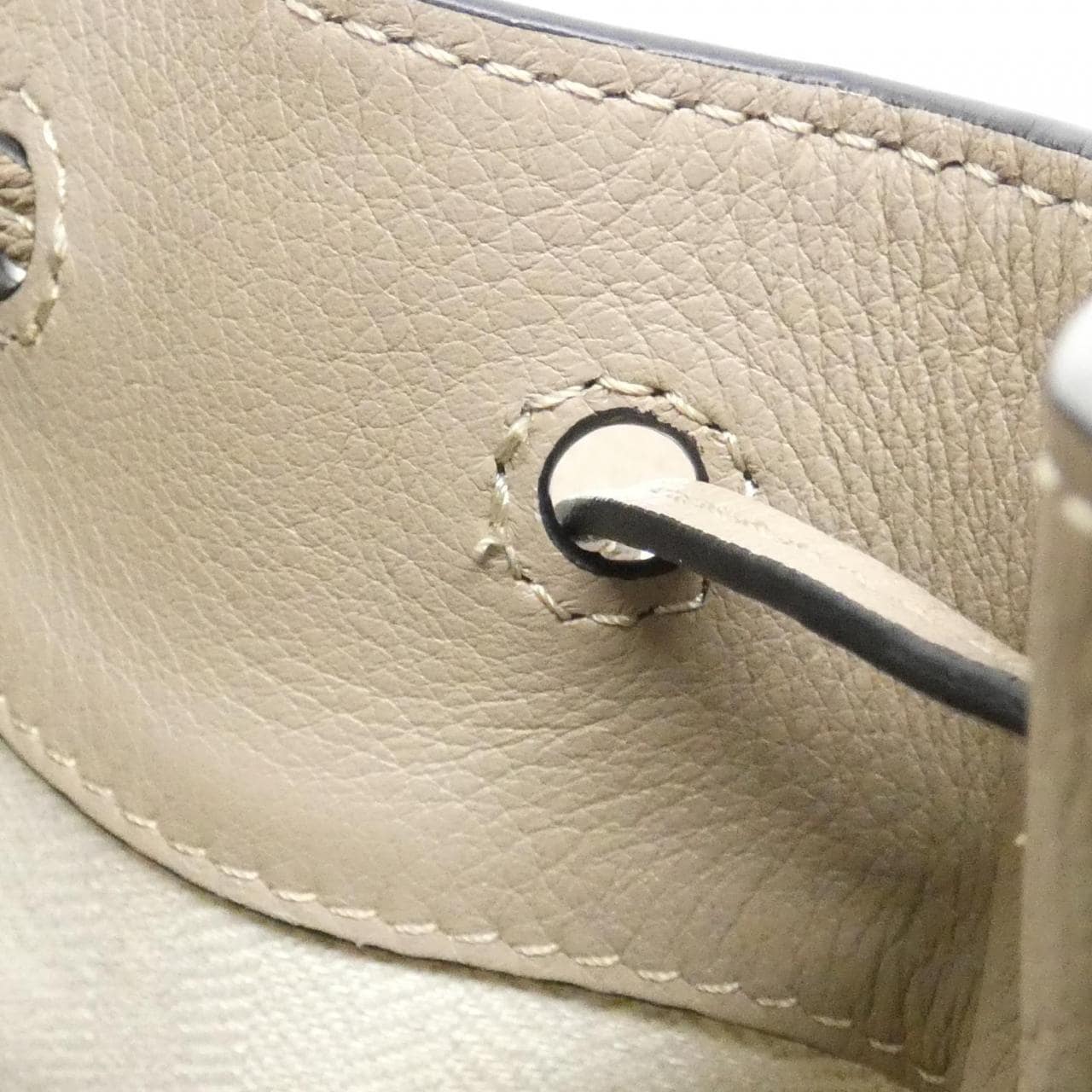 ロエベ ハンモック ドローストリング ミニ 314 30 V07 ショルダーバッグ