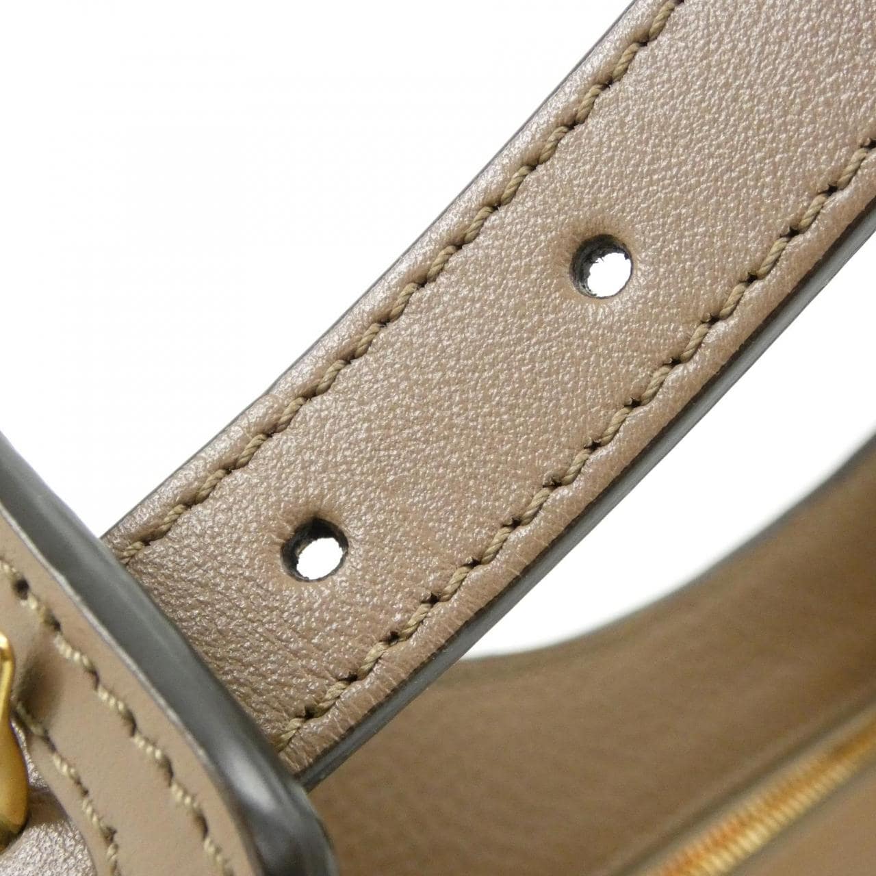 トッズ OBOE XBWAORS0200P6YC403 ショルダーバッグ