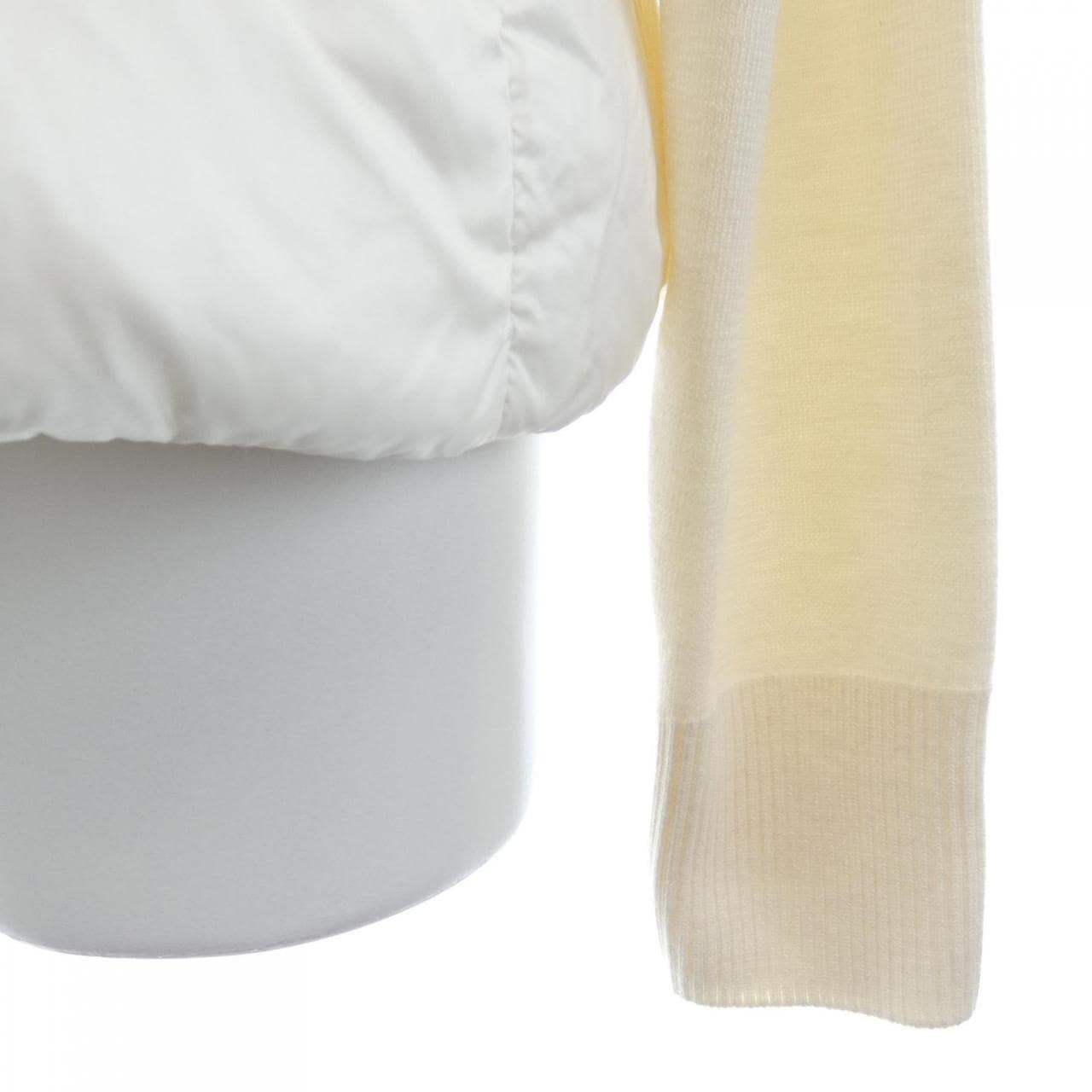 モンクレール MONCLER 20939B00024 ダウンジャケット