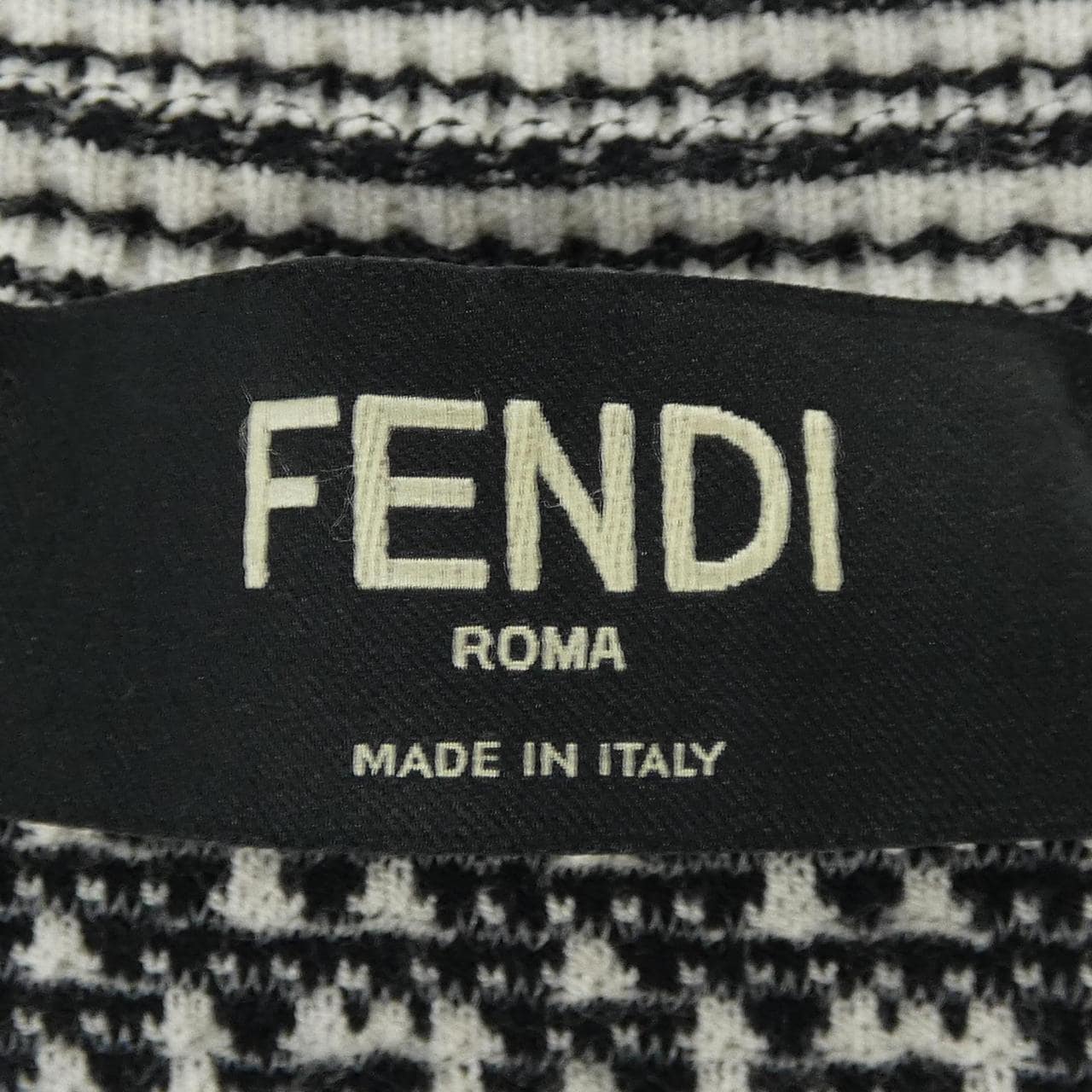 フェンディ FENDI FZY433 AF59 ニット