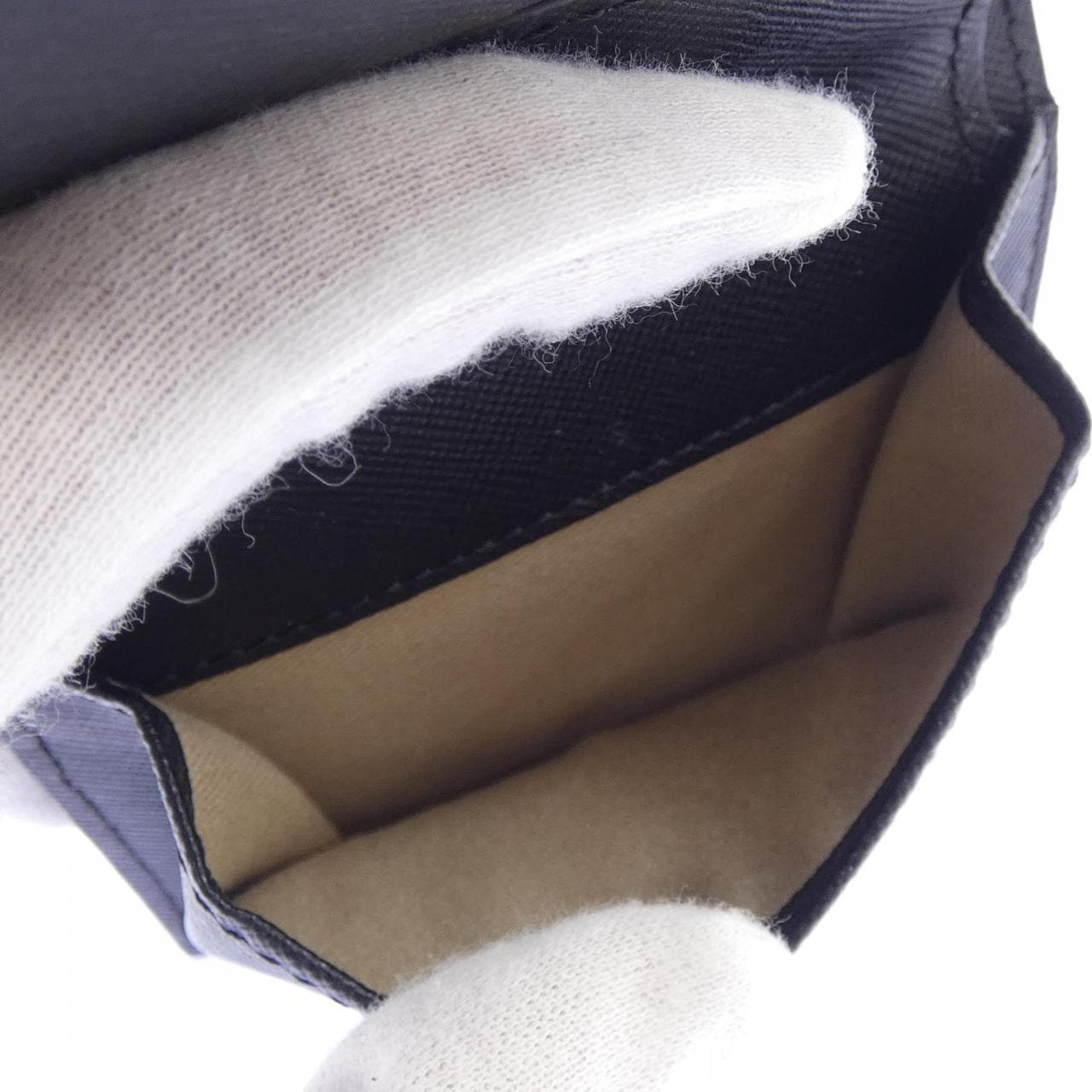 マルニ MARNI サフィアーノレザー 2つ折り PFMOQ14U07 WALLET