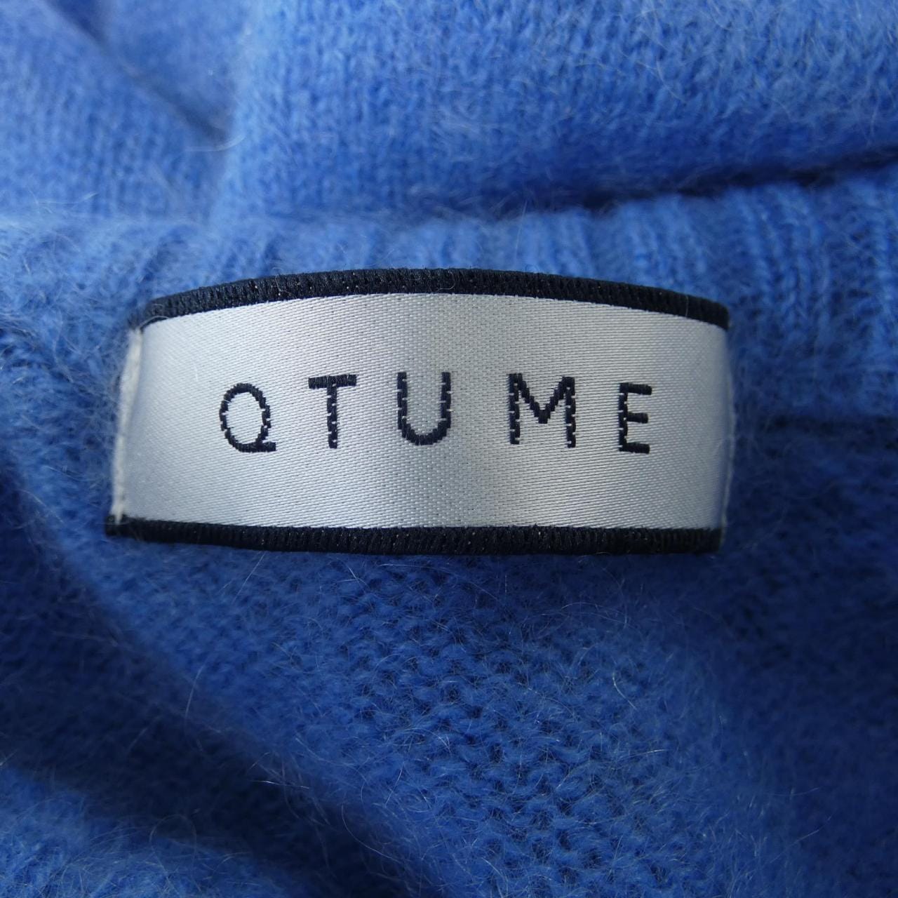 QTUNE ニット