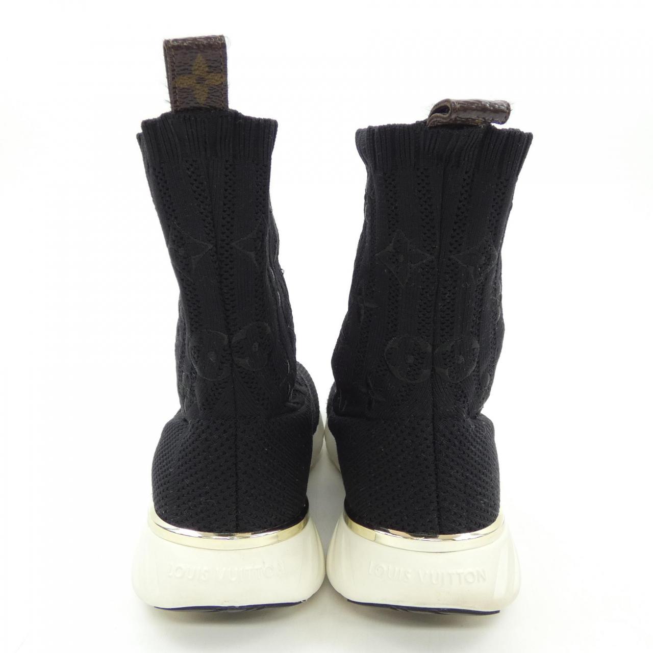 LOUIS LOUIS VUITTON sneakers