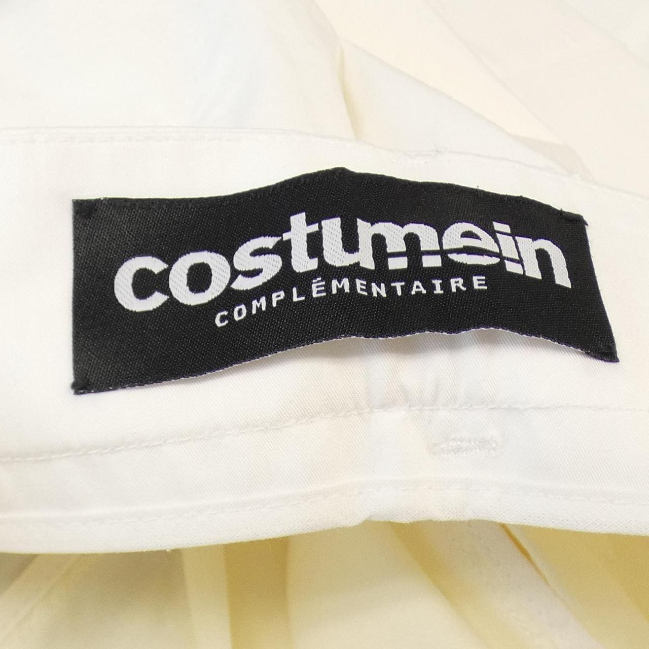 COSTUMEIN ショートパンツ