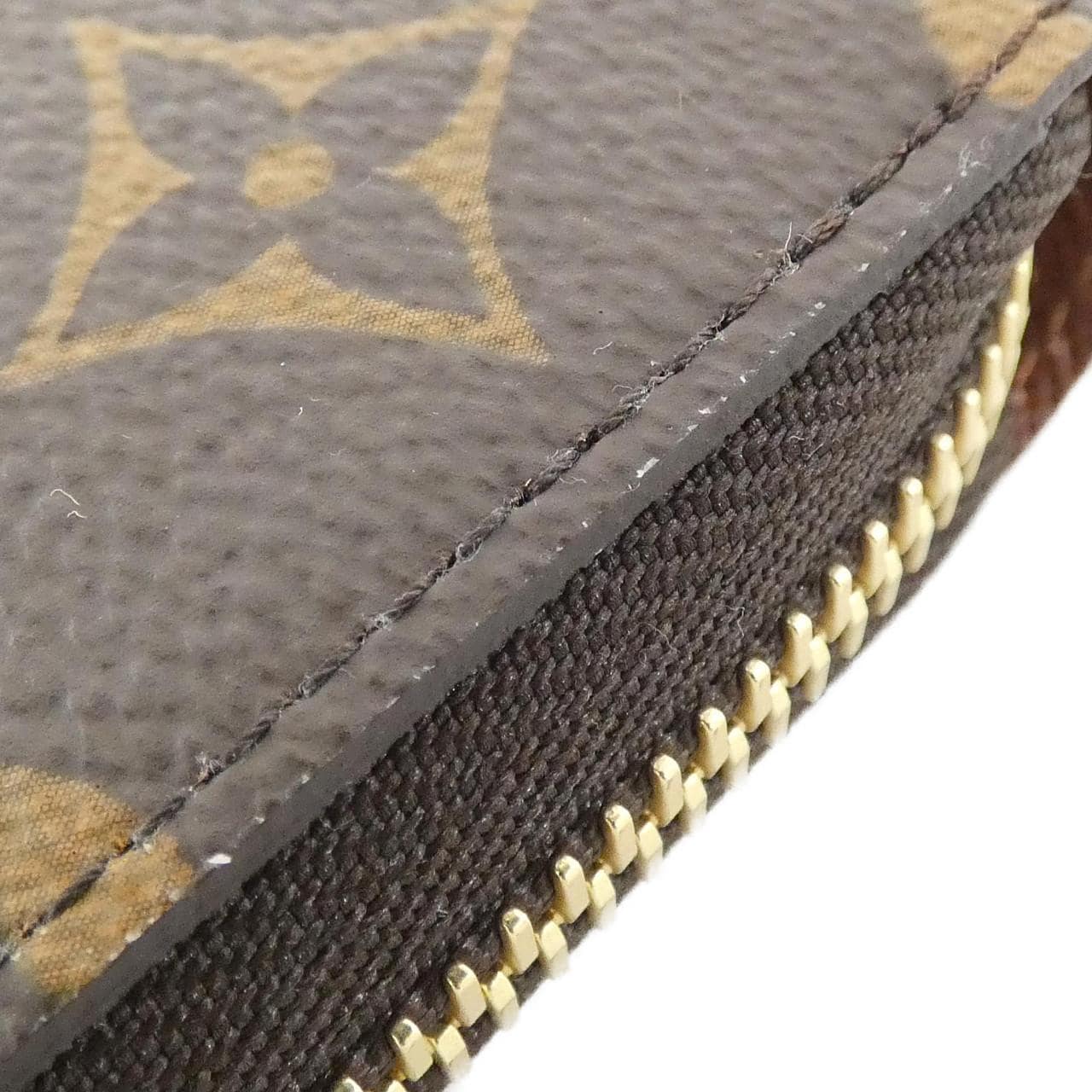 LOUIS VUITTON Monogram Zippy Wallet M42616 Wallet