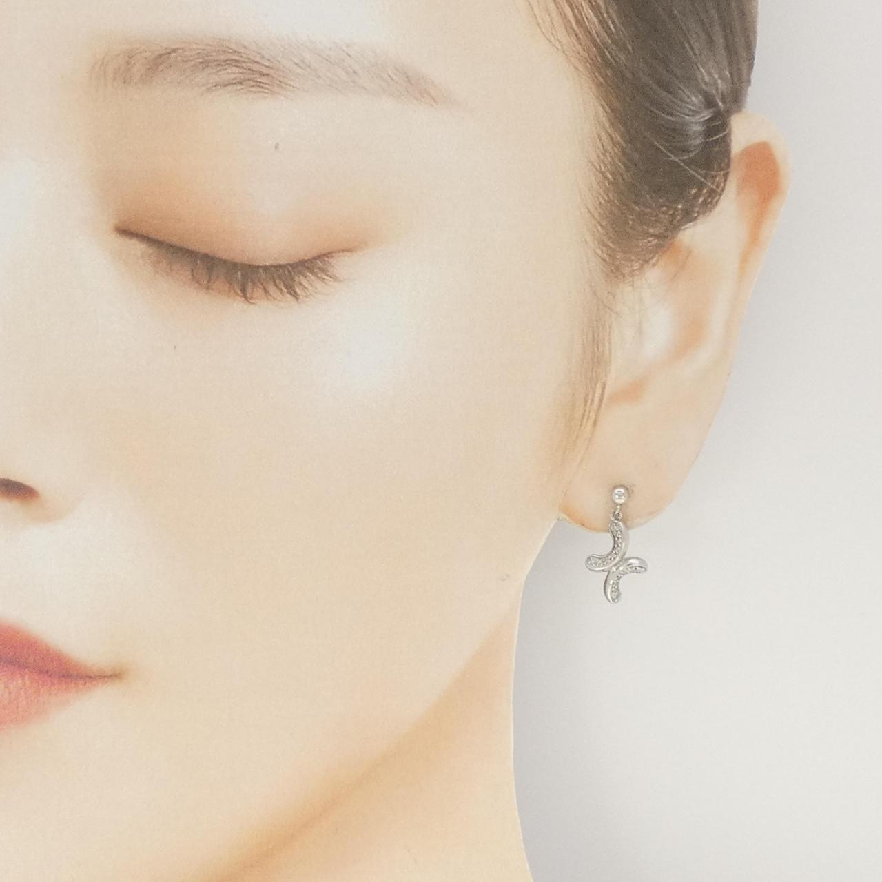 PT900 ダイヤモンド ピアス 0.10CT
