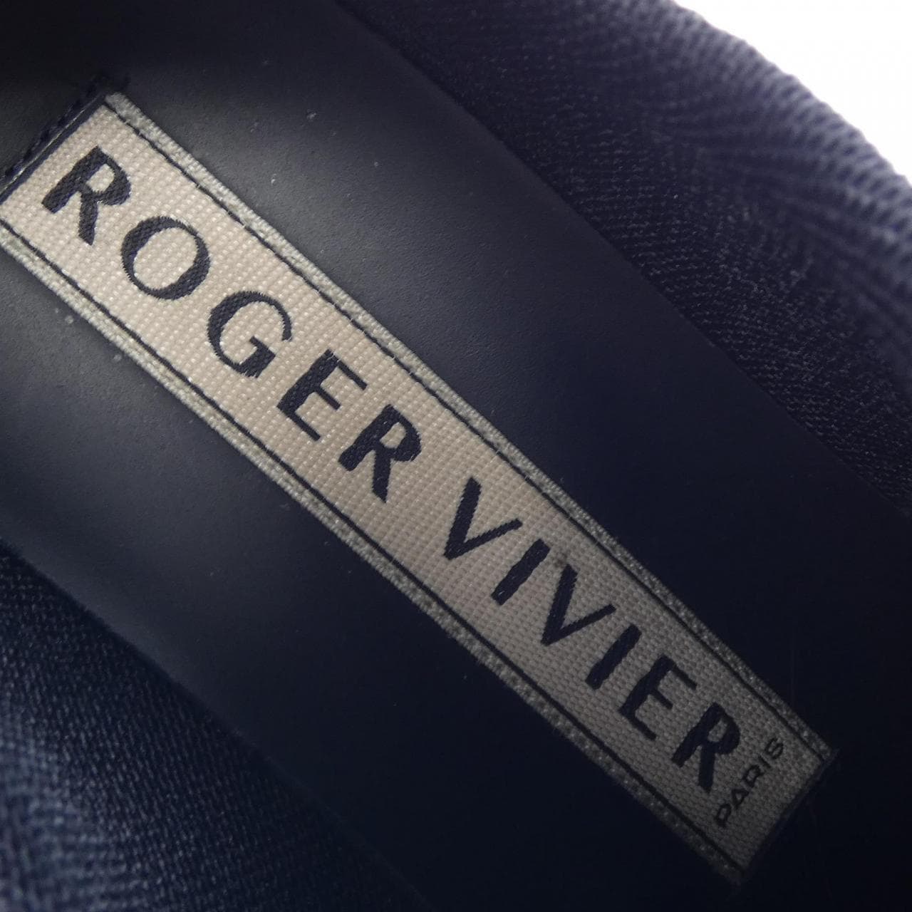 ロジェヴィヴィエ ROGER VIVIER テクニカル ファブリック ヴィヴラン ライト ストラスバックル スニーカー