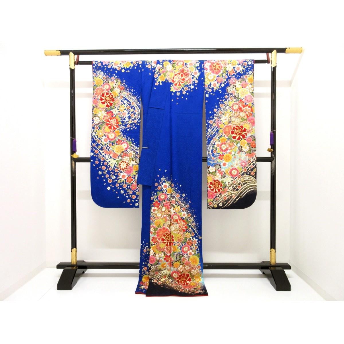 振袖　友禅金彩加工　刺繍入りボカシ染
