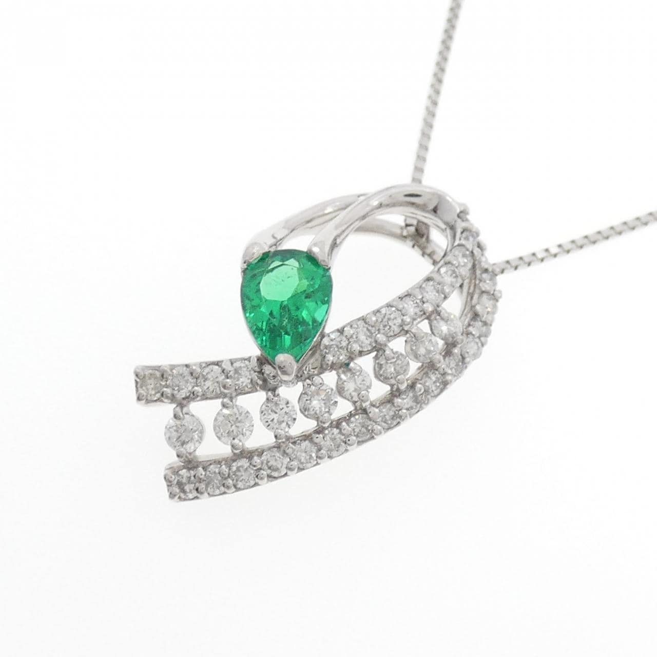 PT900/PT850 エメラルド ネックレス 0.53CT