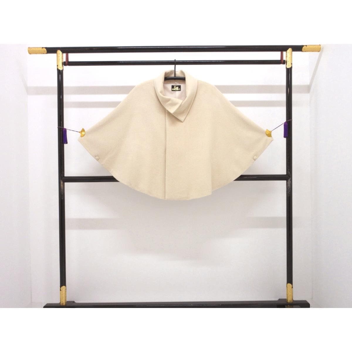 【新品】お洒落コート　アンゴラ混ロール衿ケープ