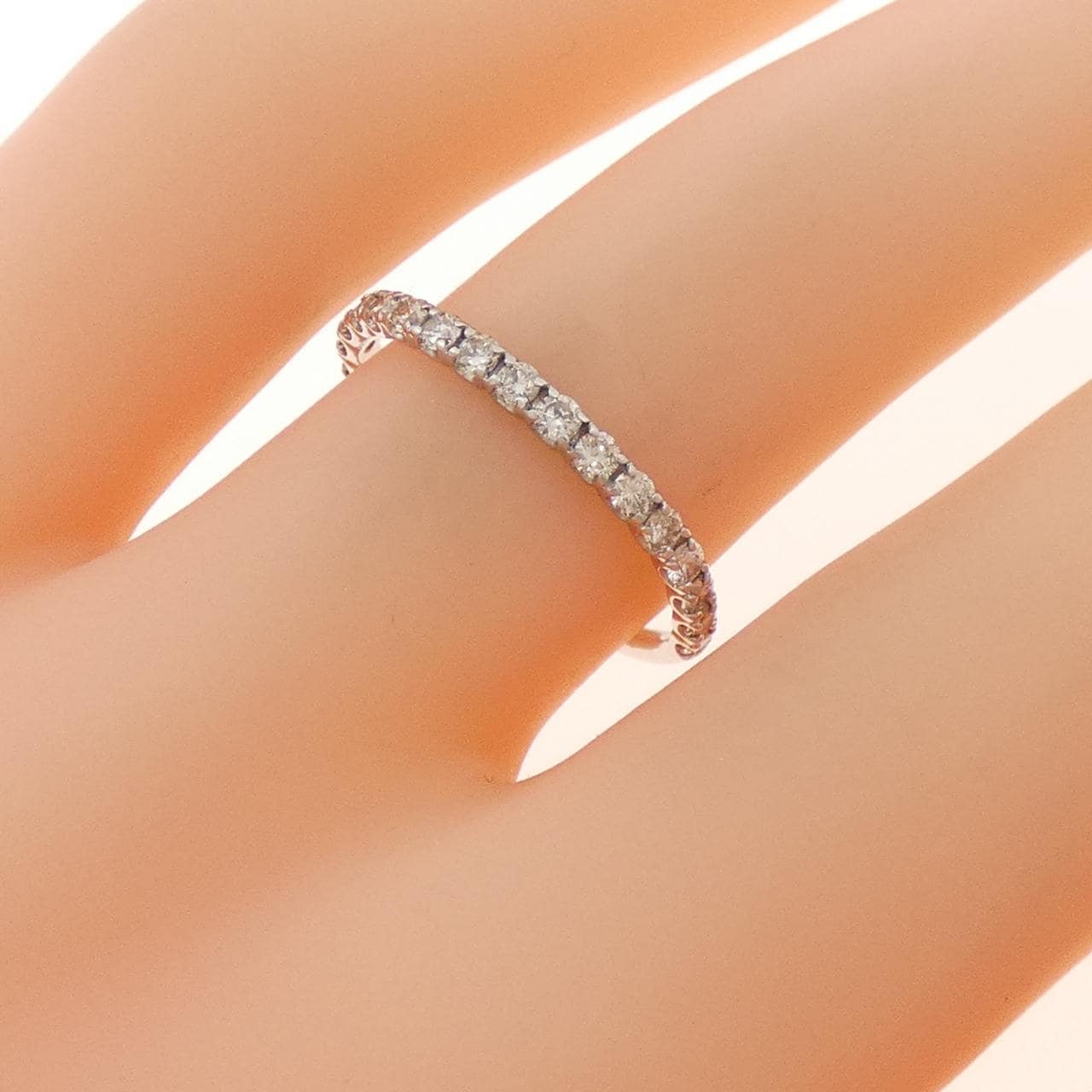 PT900 ハーフエタニティ ダイヤモンド リング 0.30CT