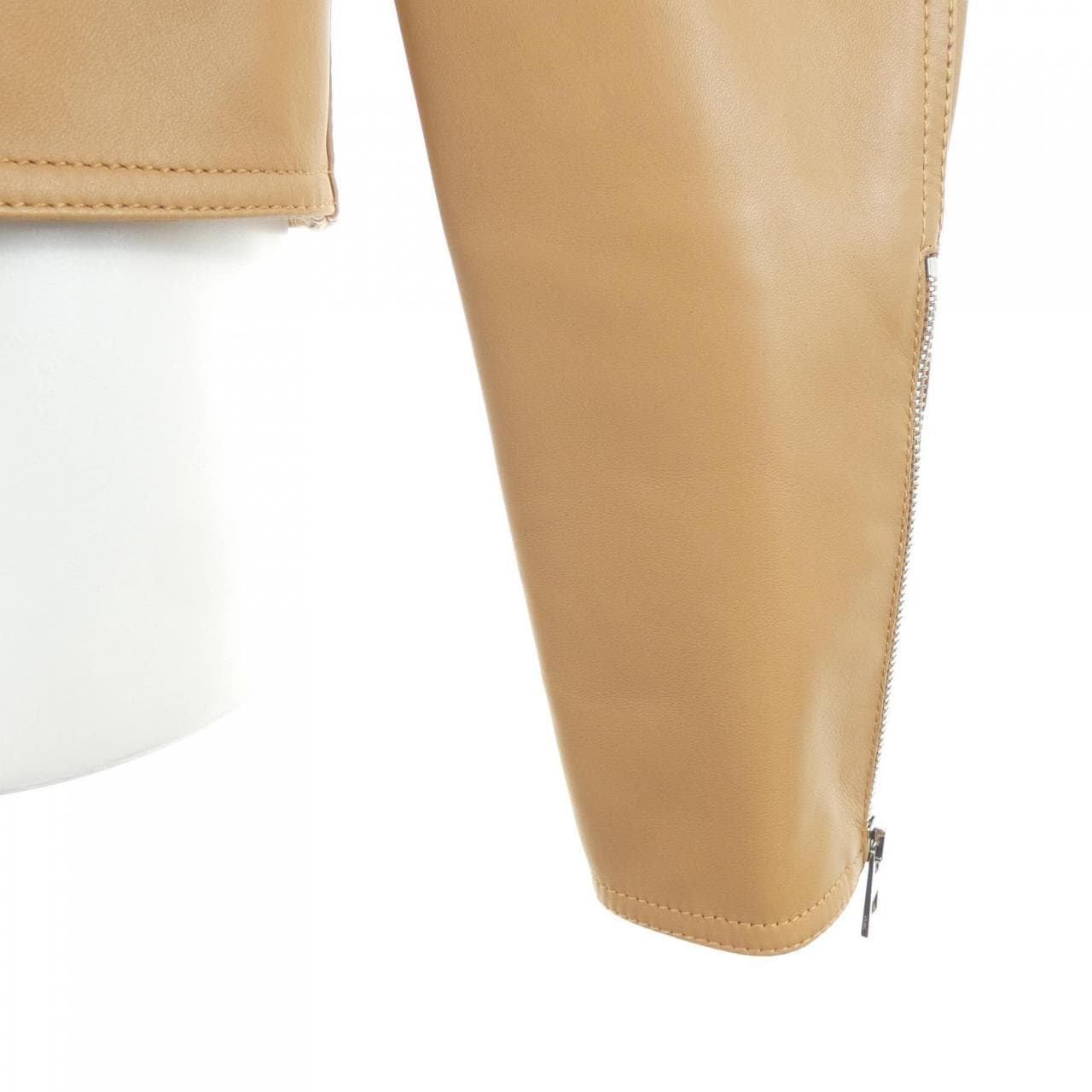 ロエベ LOEWE S359Y19L31 レザーライダースジャケット