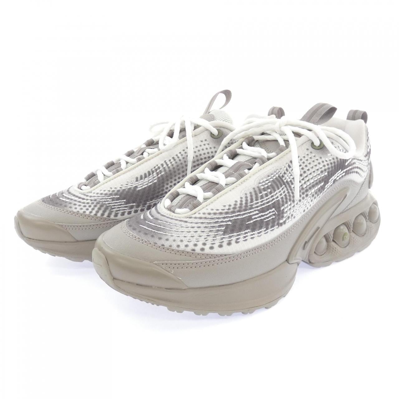 ナイキ NIKE HQ0912-001 スニーカー