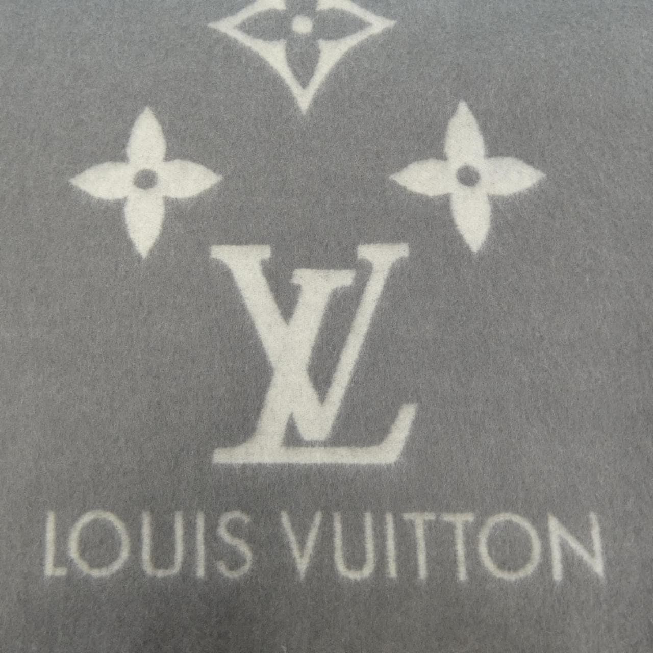 ルイヴィトン LOUIS VUITTON MUFFLER