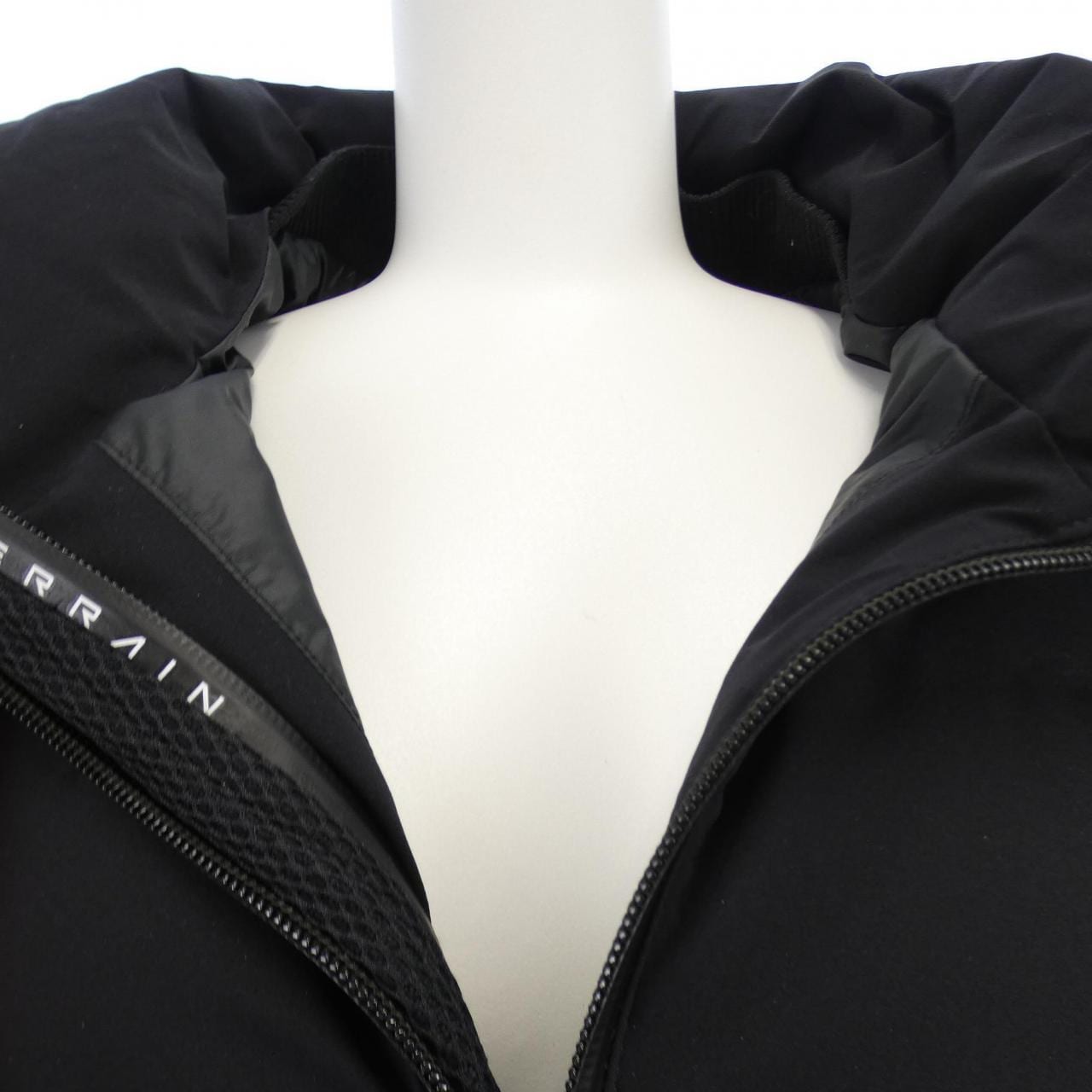 デサント DESCENTE ダウンコート